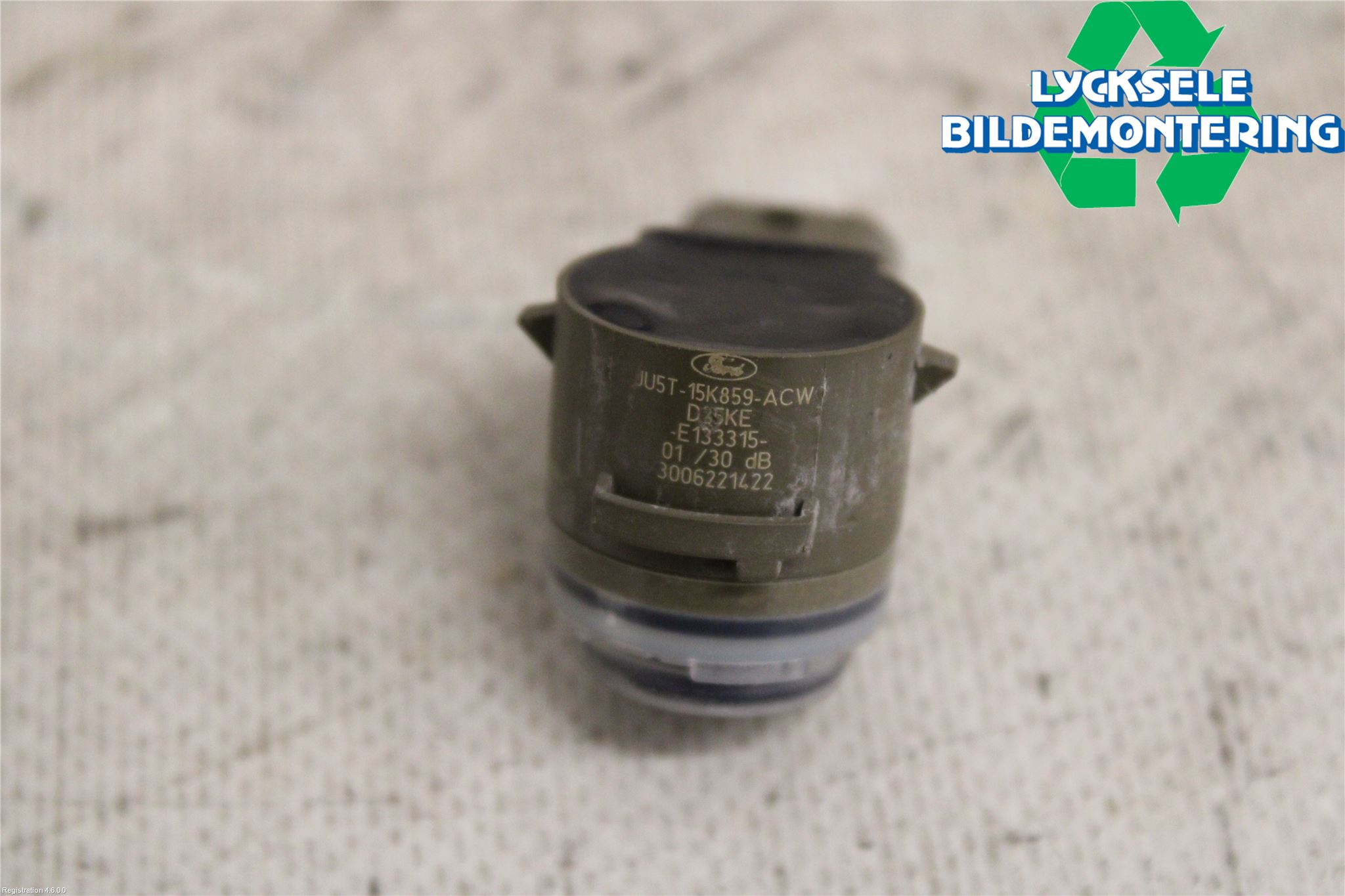 Ford KUGA/KUGA PHEZ/FHEV 20- Parkeringshjälp Backsensor