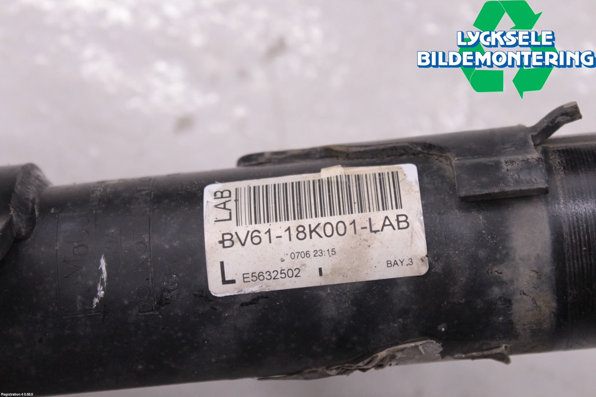 Ford FOCUS 15-18 Fjäderben Fram Vänster