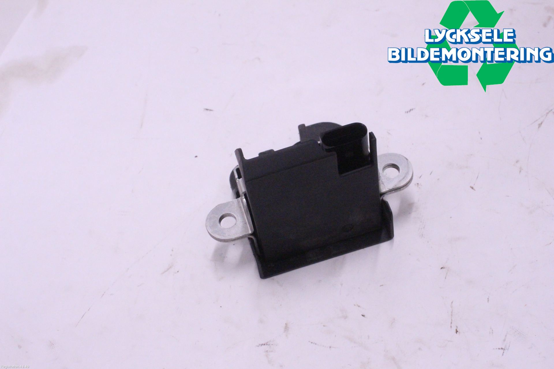 Volkswagen VW UP! / E-UP! Låskista Baklucka