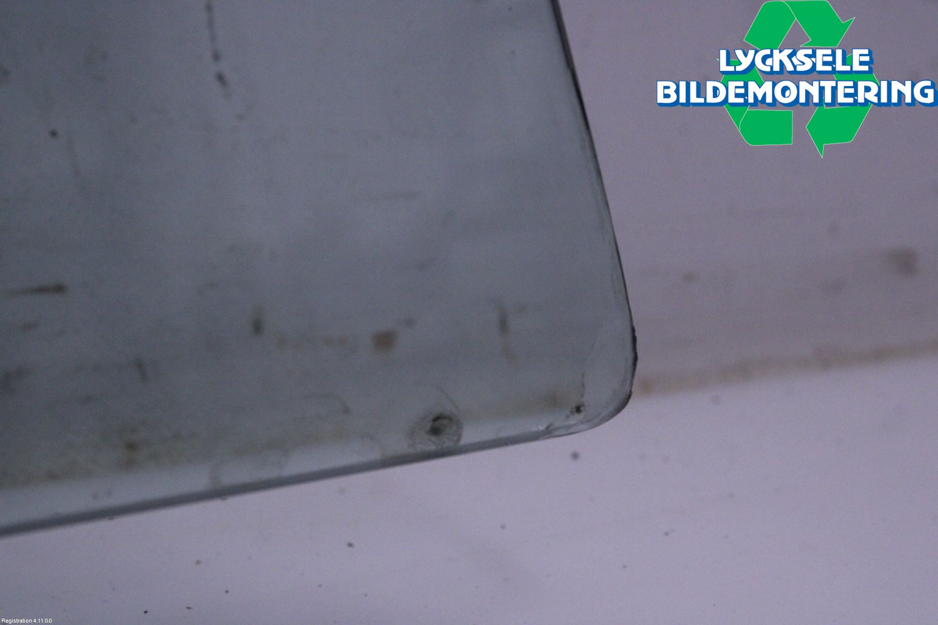 BMW 3 E36      91-00 Dörruta 2D Höger