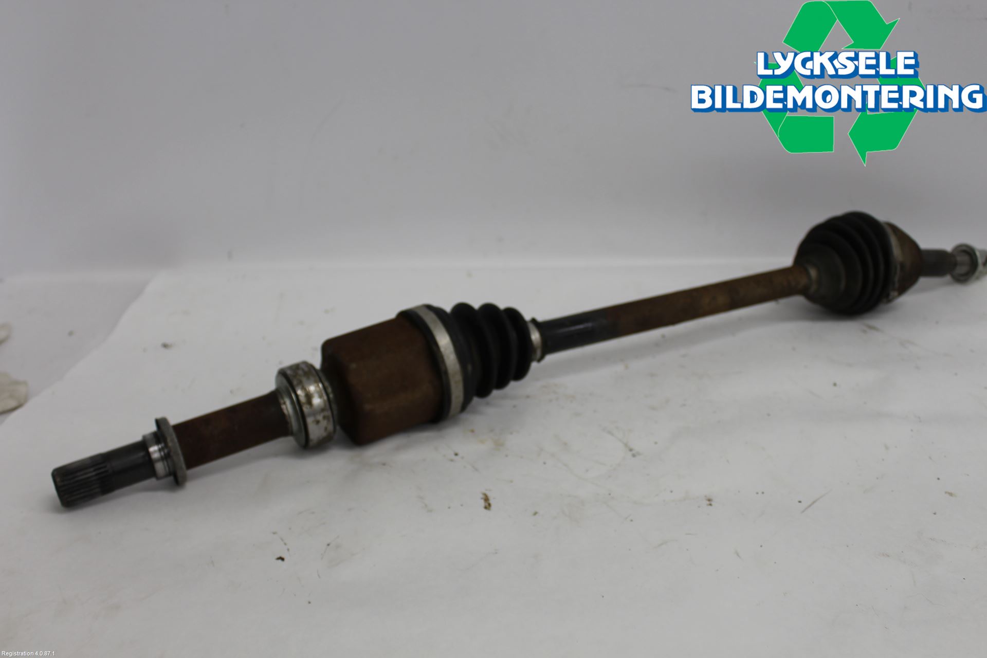 Nissan LEAF 18- Drivaxel Fram Höger