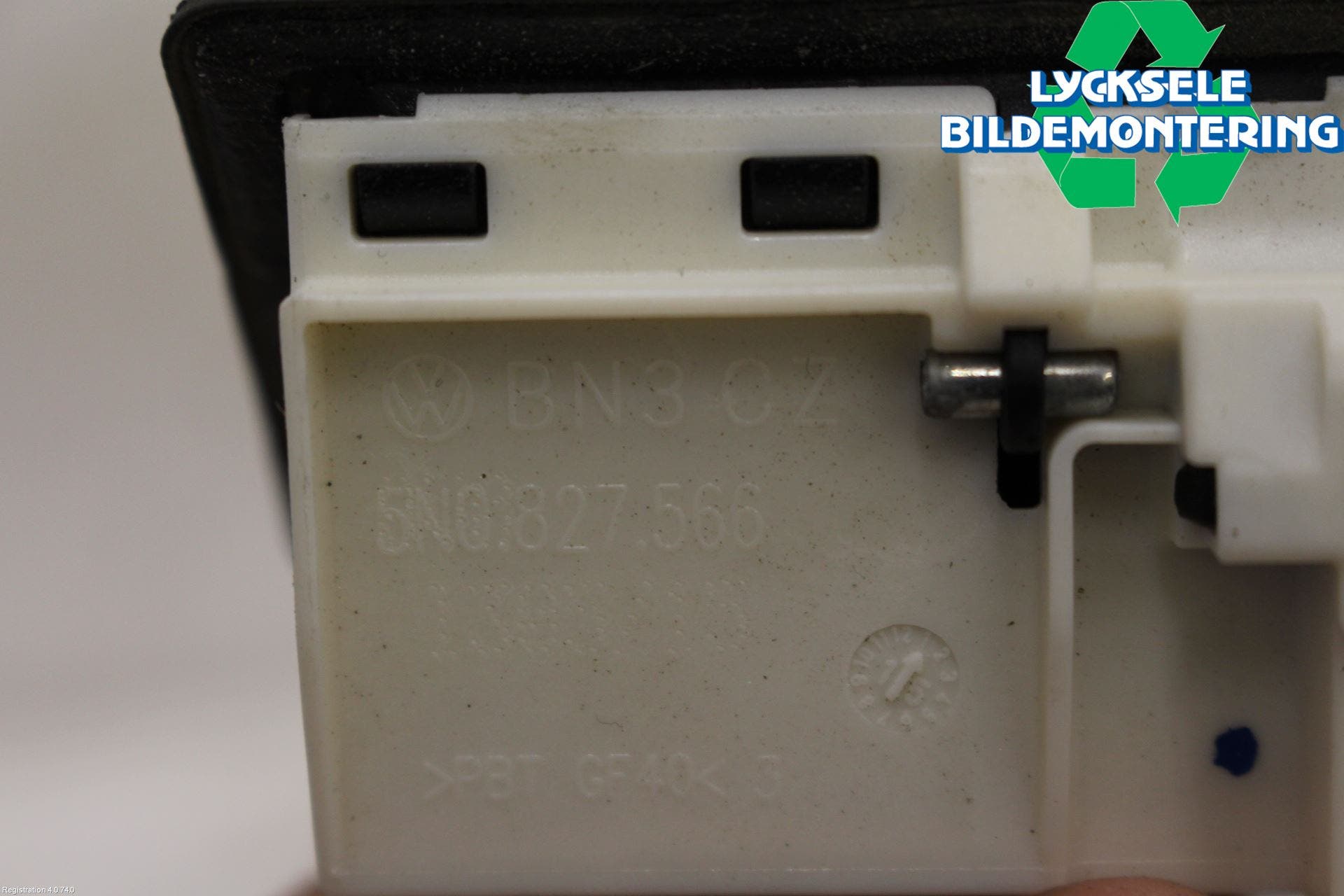 Audi A6 ALLROAD 12-18 Bakluckehandtag