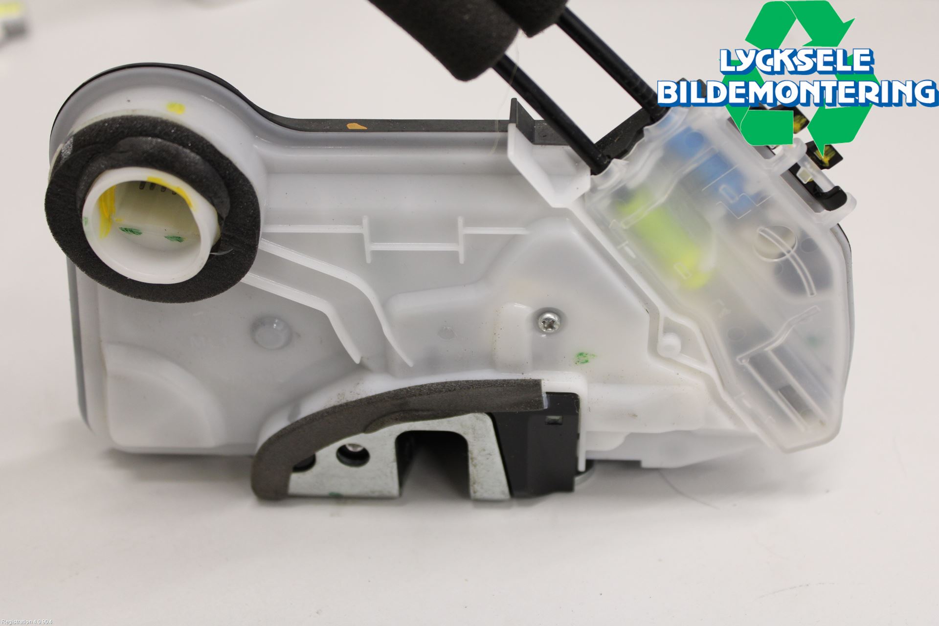 Toyota C-HR 16-23 Låskista-Dörrlås