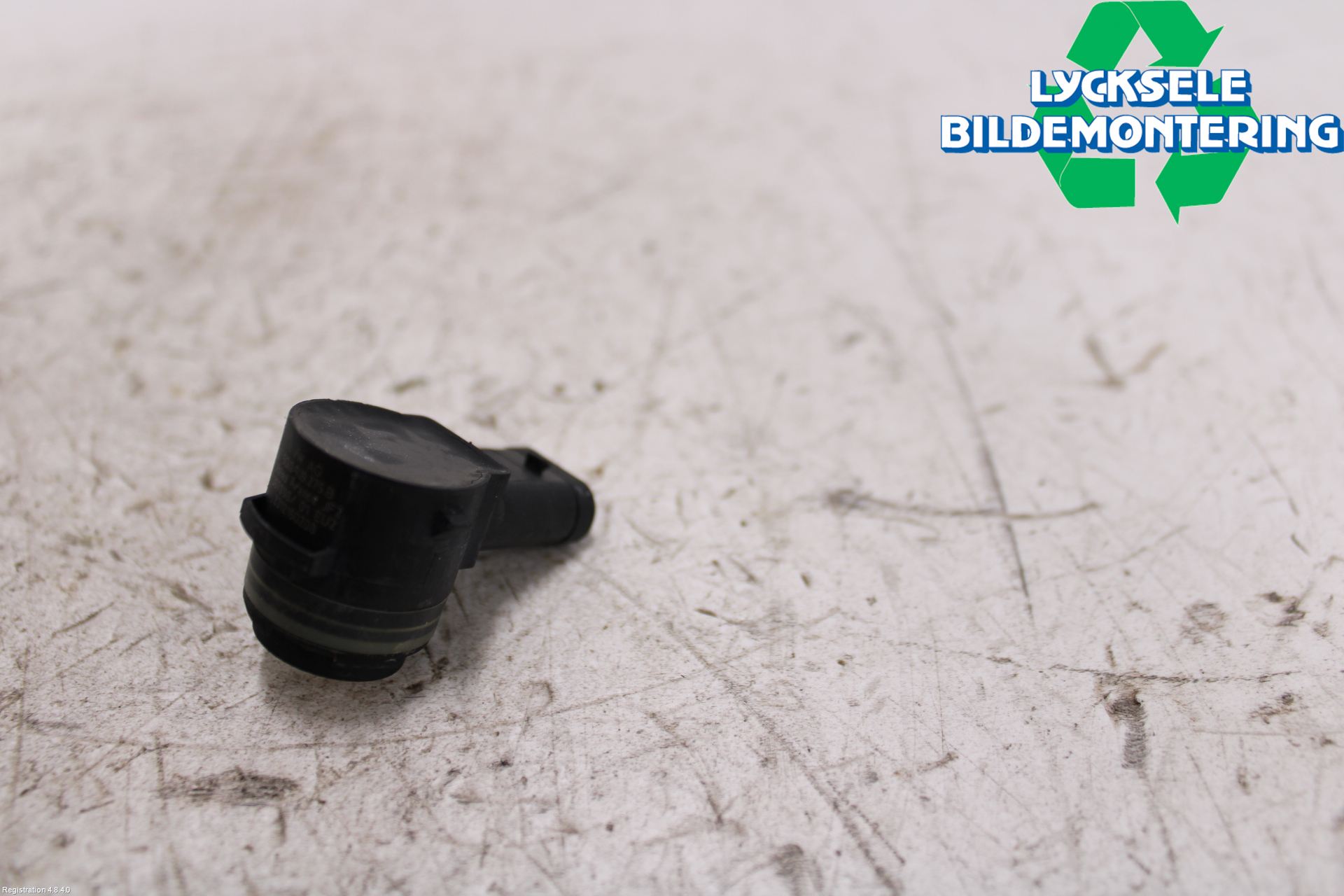 Volkswagen VW PASSAT 15-19 Parkeringshjälp Frontsensor