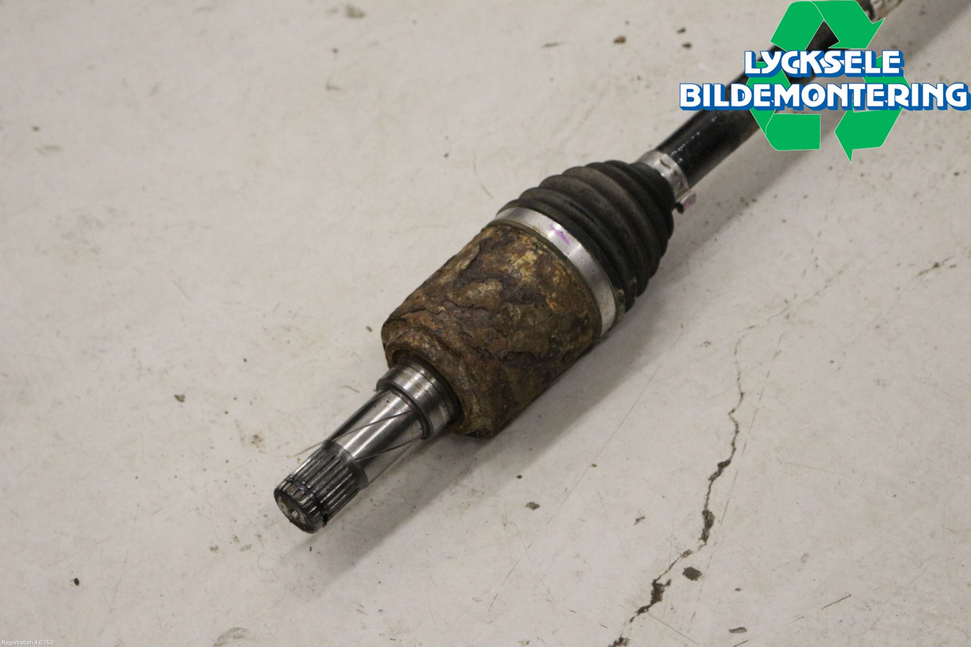 Ford KUGA 08-12 Drivaxel Bak Höger