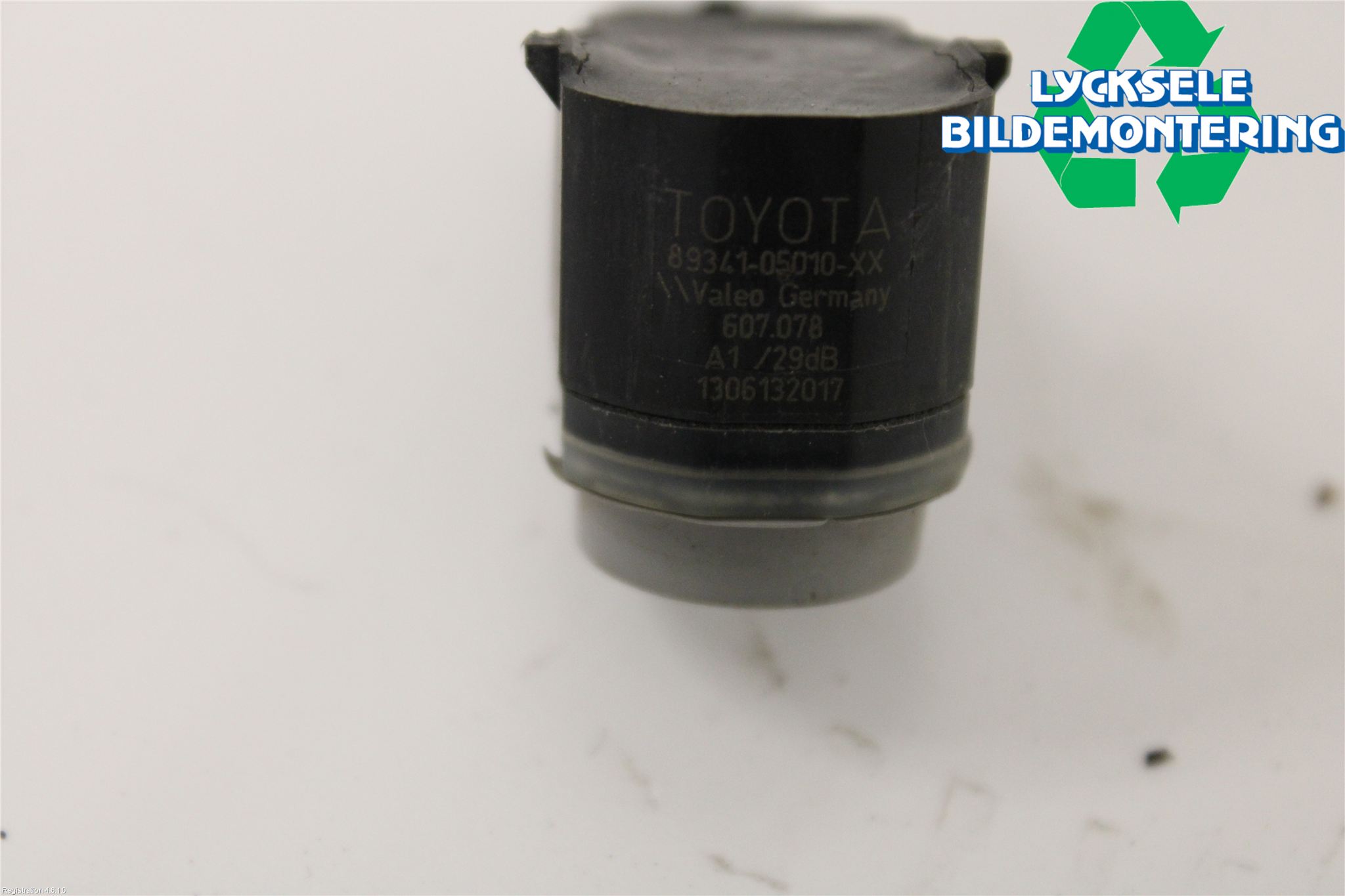 Toyota AURIS 13-19 Parkeringshjälp Backsensor