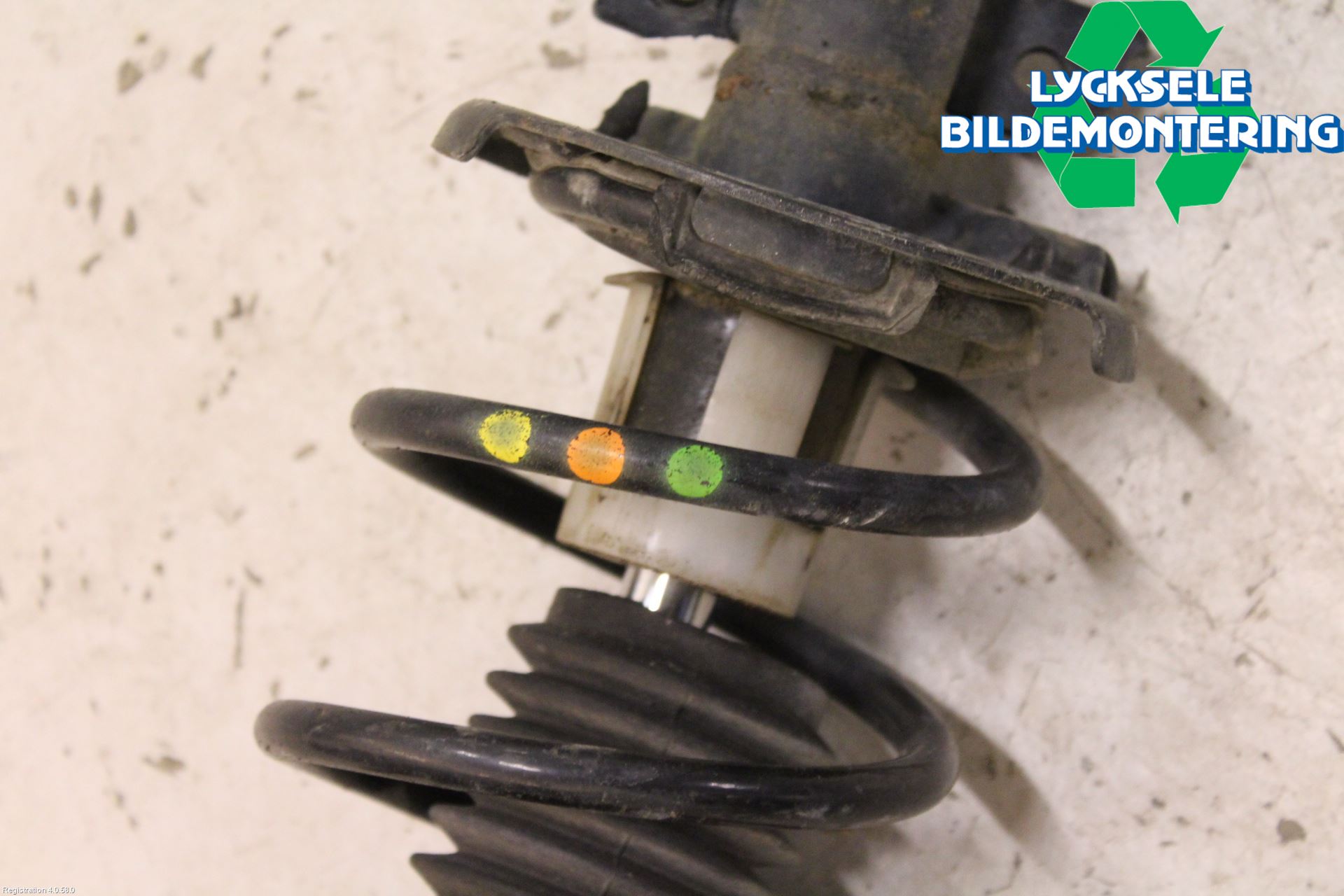 Ford FIESTA 13-17 Fjäderben Fram Vänster