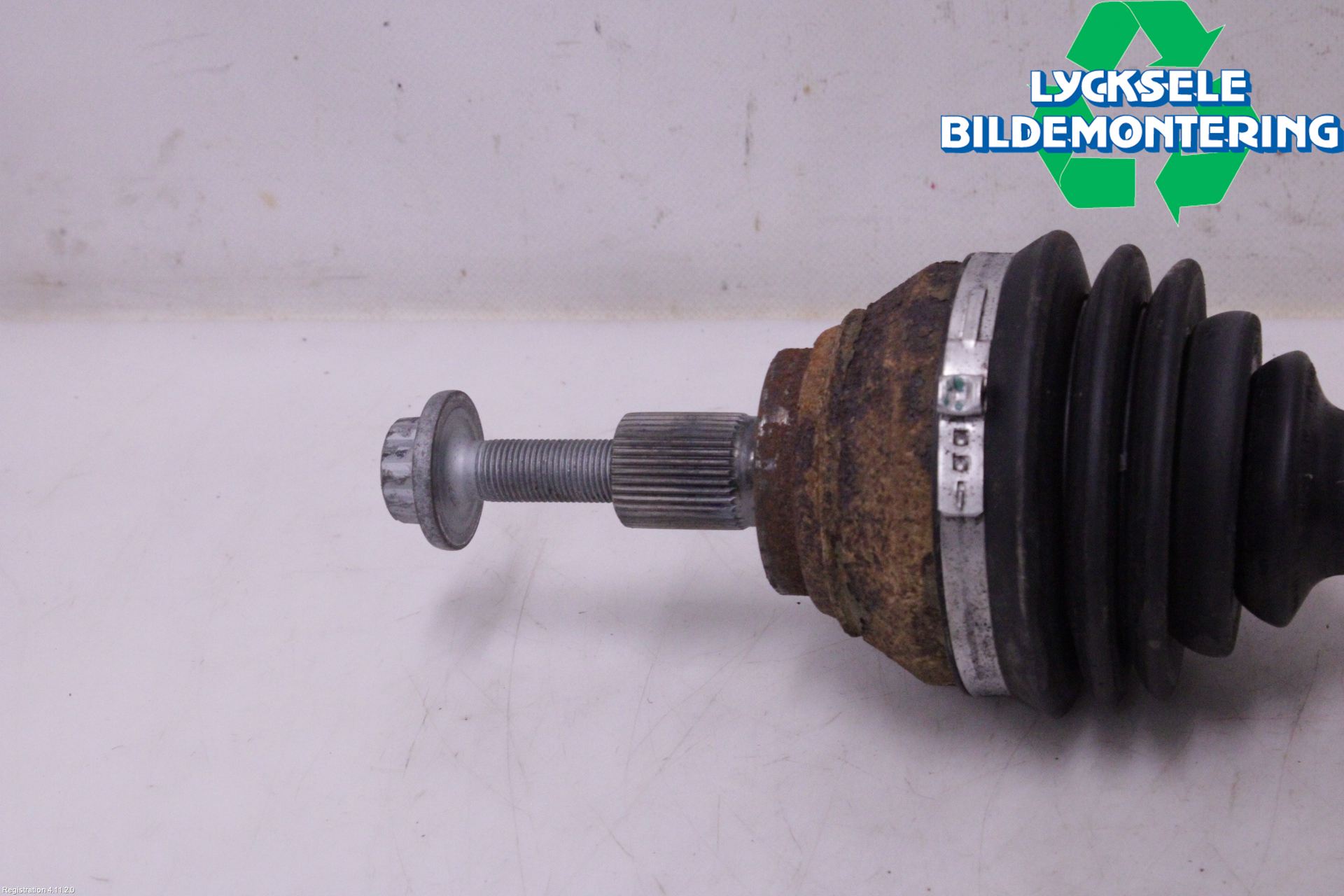 Volkswagen VW GOLF / E-GOLF VIII 20- Drivaxel Fram Vänster