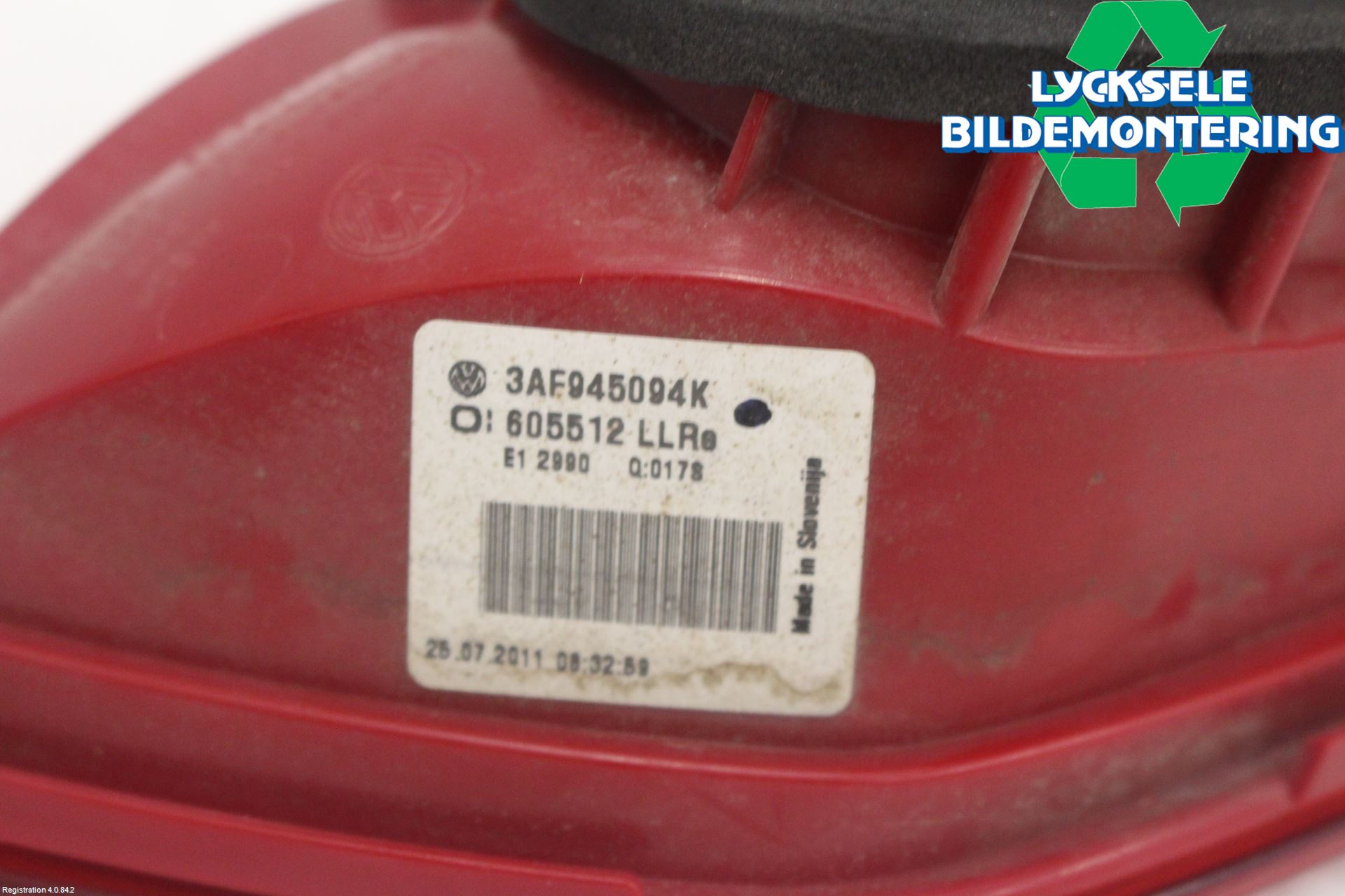 Volkswagen VW PASSAT 11-14 Bakljus Lucka Hö