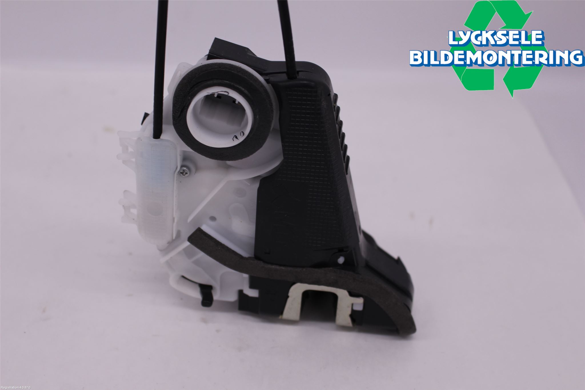 Toyota YARIS XP21 20- Låskista-Dörrlås