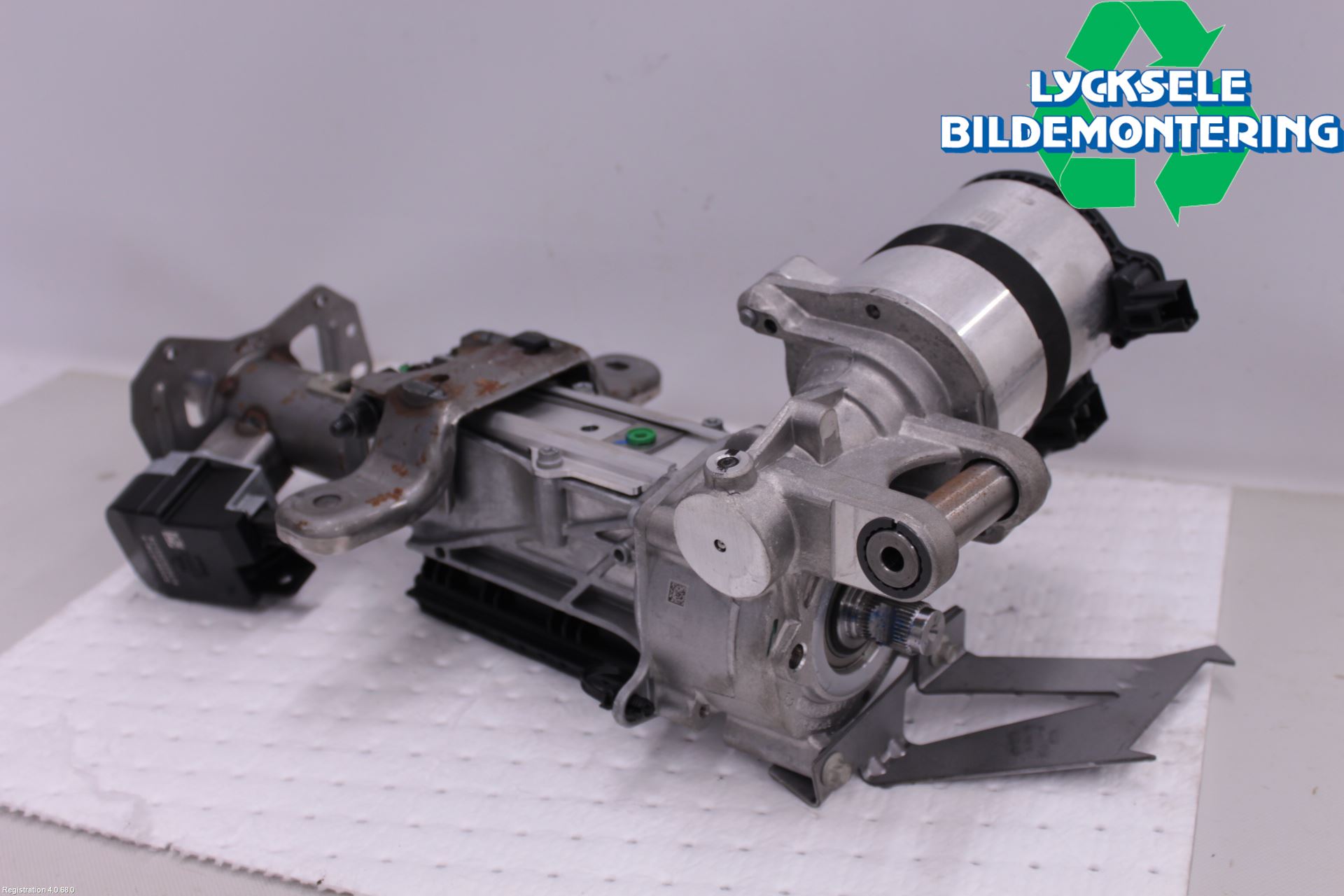 Ford FOCUS 19- Rattaxelagg Med Inb Servo