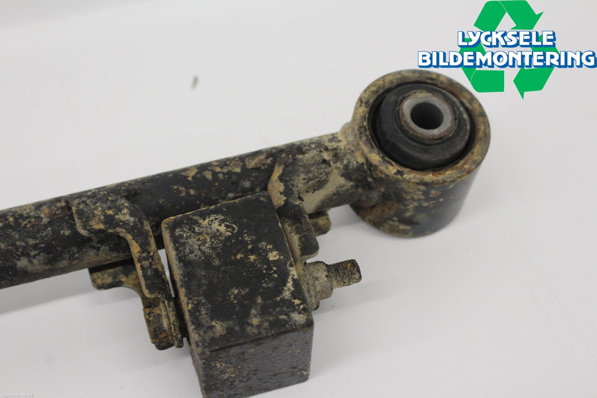 Nissan PATROL Bärarm Bak Vänster