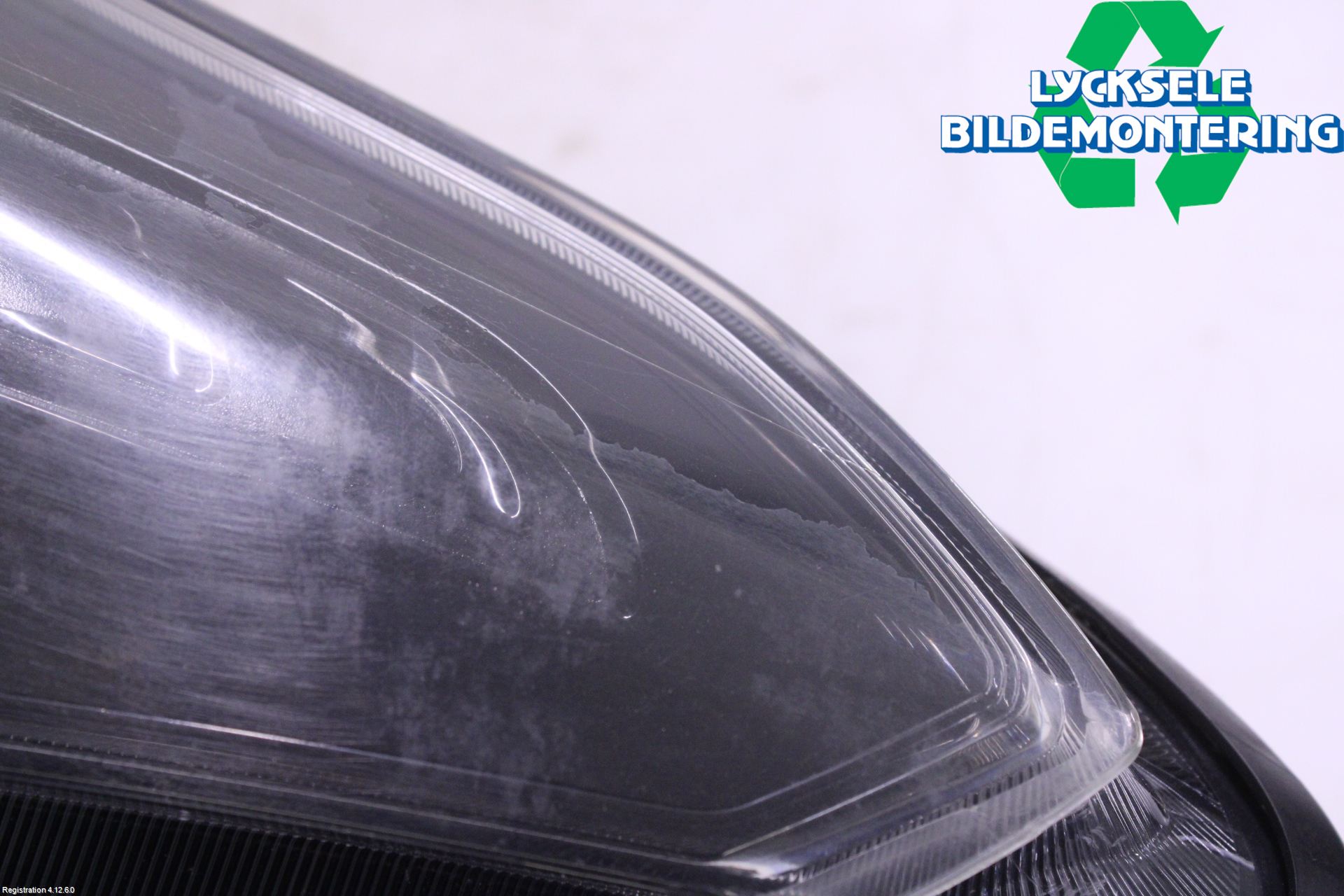 Ford KA+ 16-20 Strålkastare Höger