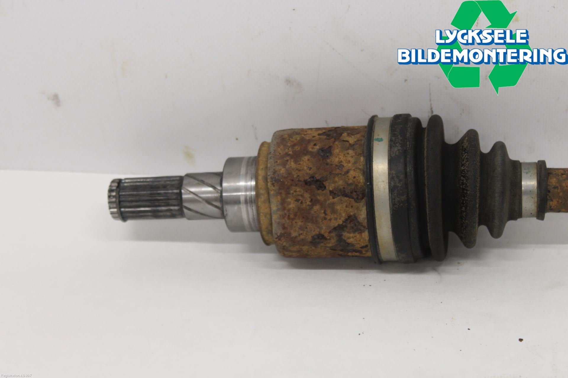 Renault KADJAR 15- Drivaxel Bak Vänster