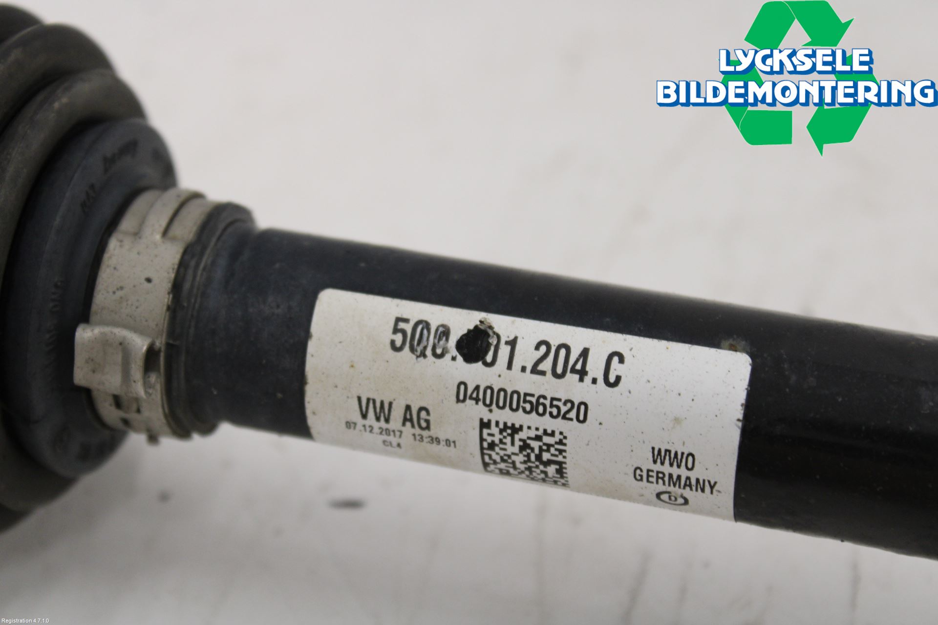 Volkswagen VW T-ROC 18- Drivaxel Bak Höger