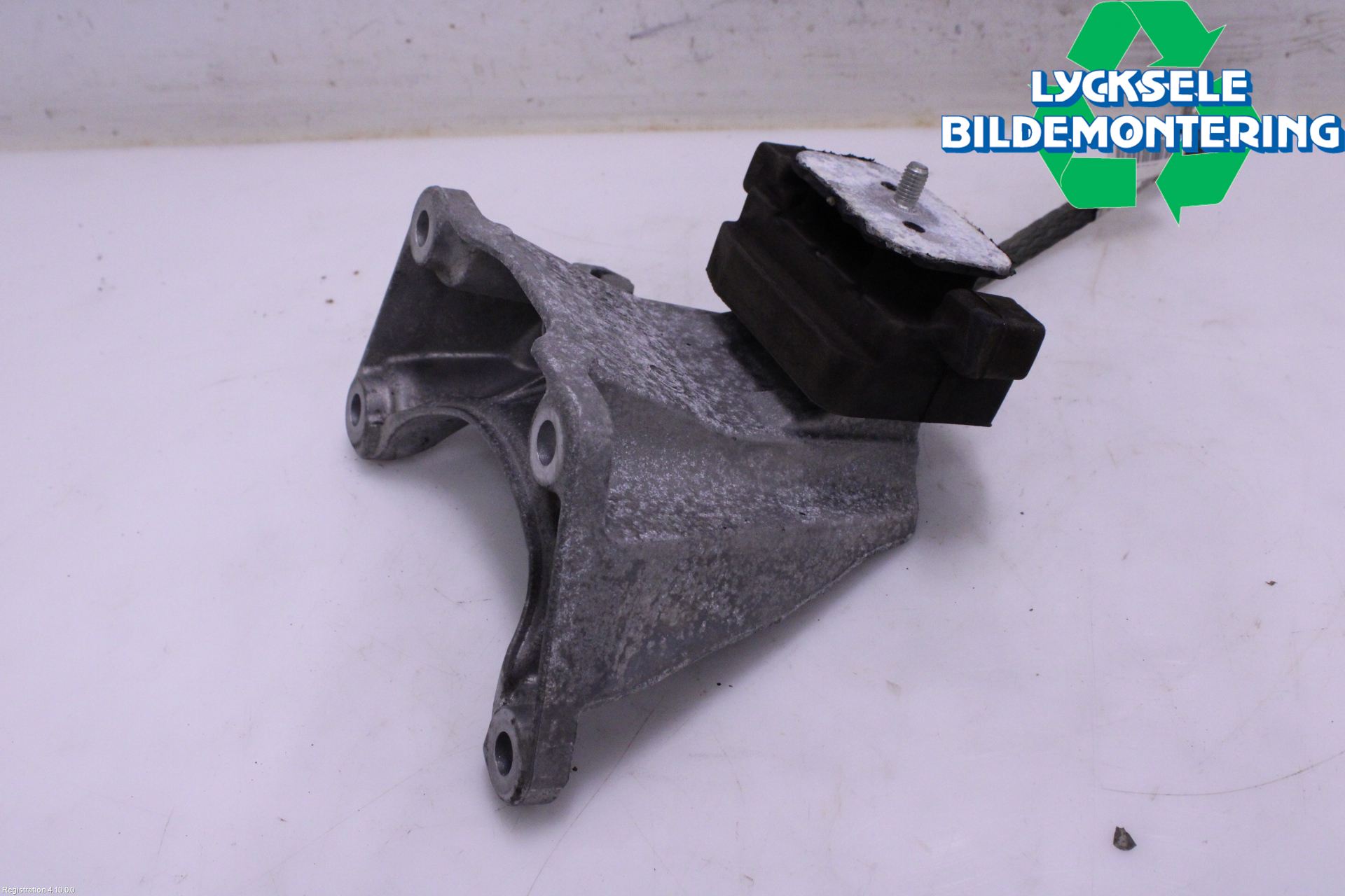 BMW 5 F10/F11/F18 09-17 Växellådsfäste