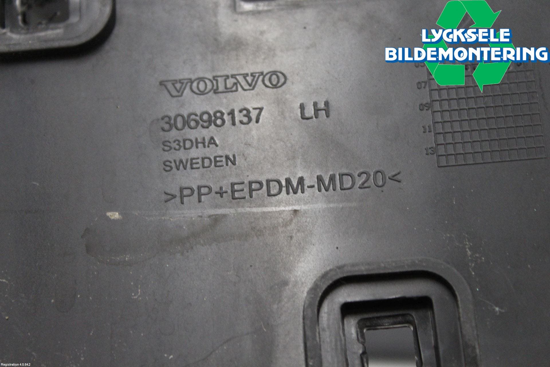 Volvo XC90 07-14 Stötfångardel Bak Vä