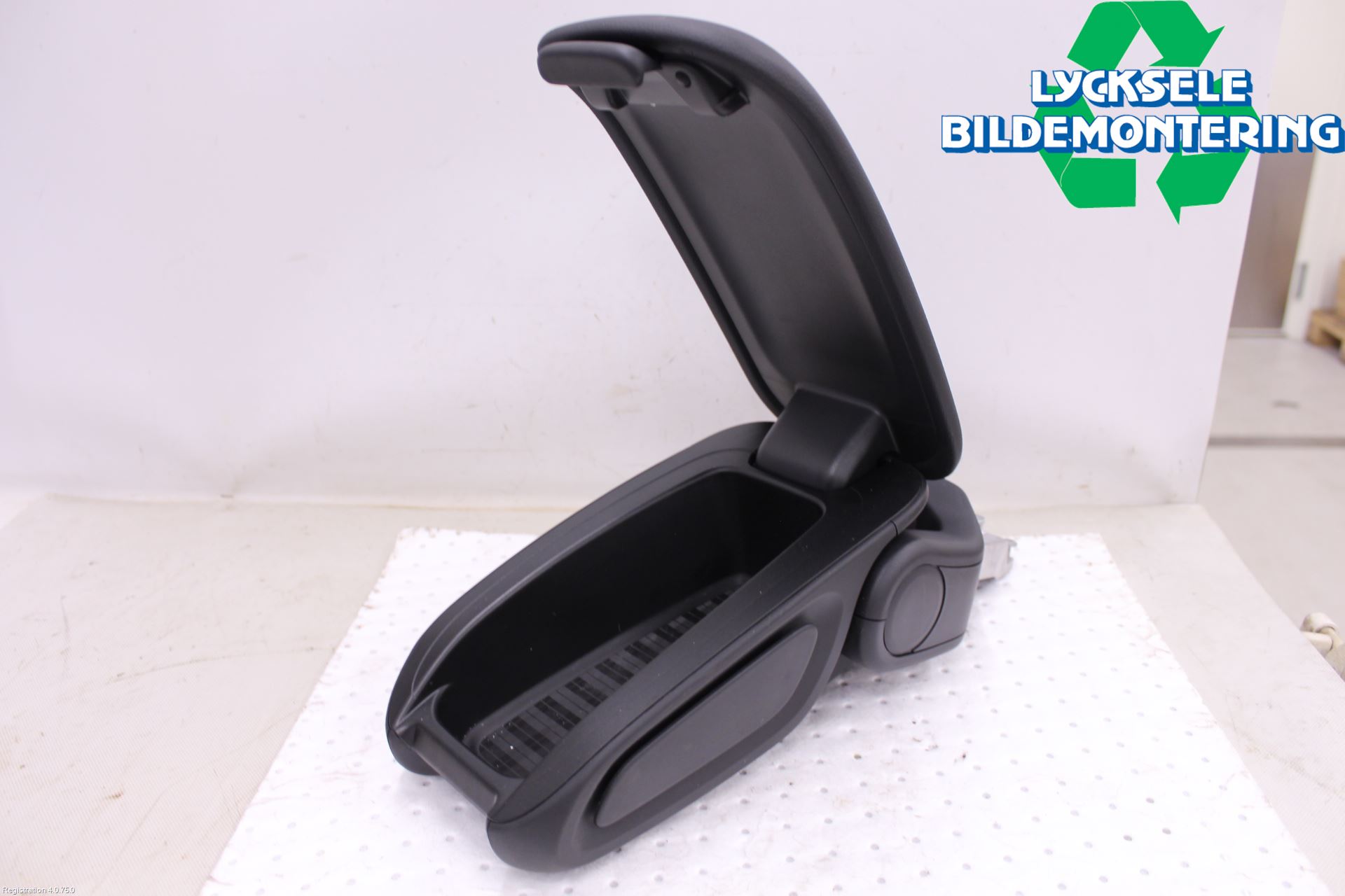 Mini COUNTRYMAN F60 17-23 Inredning Armstöd