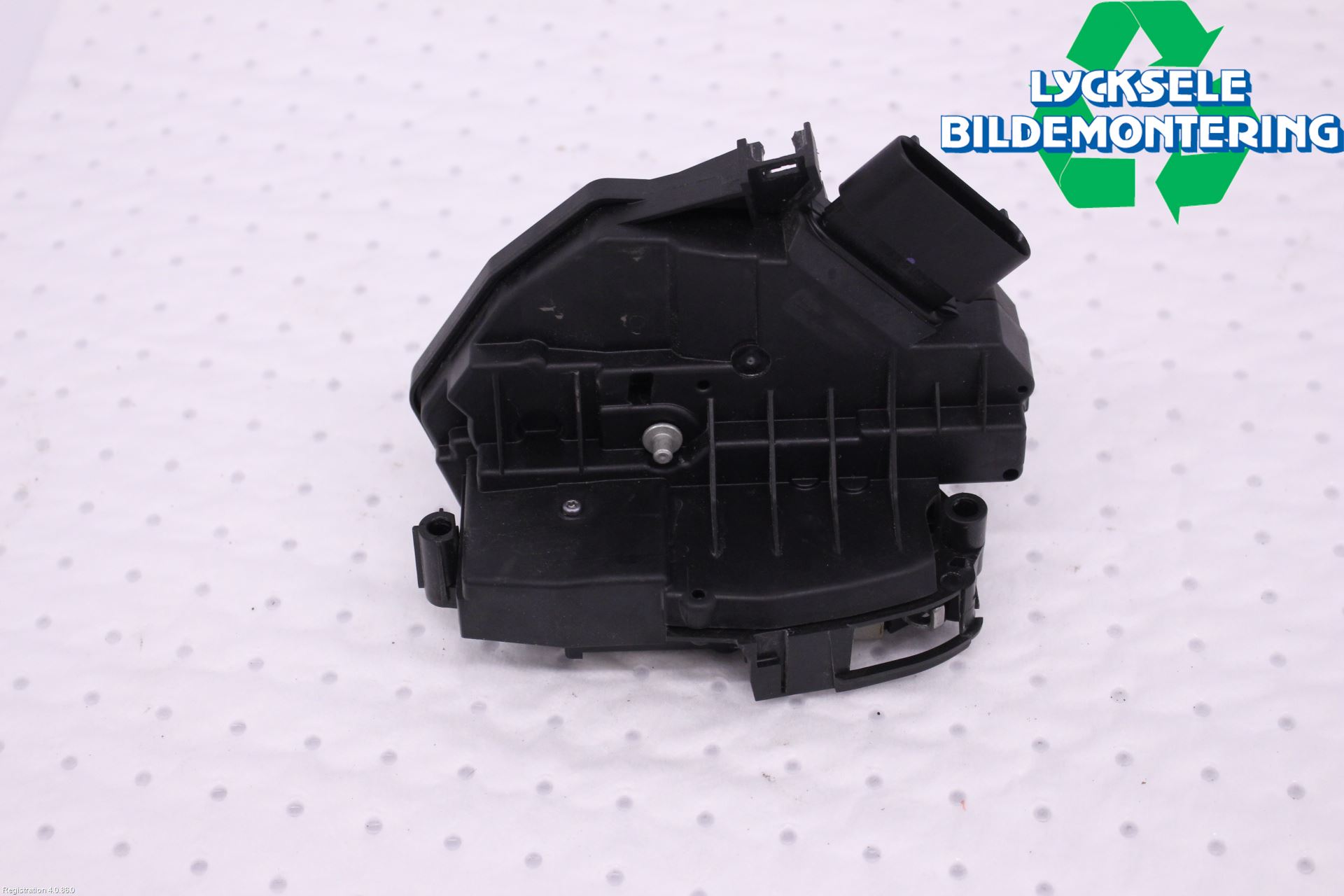 Ford KUGA 13-16 Låskista-Dörrlås