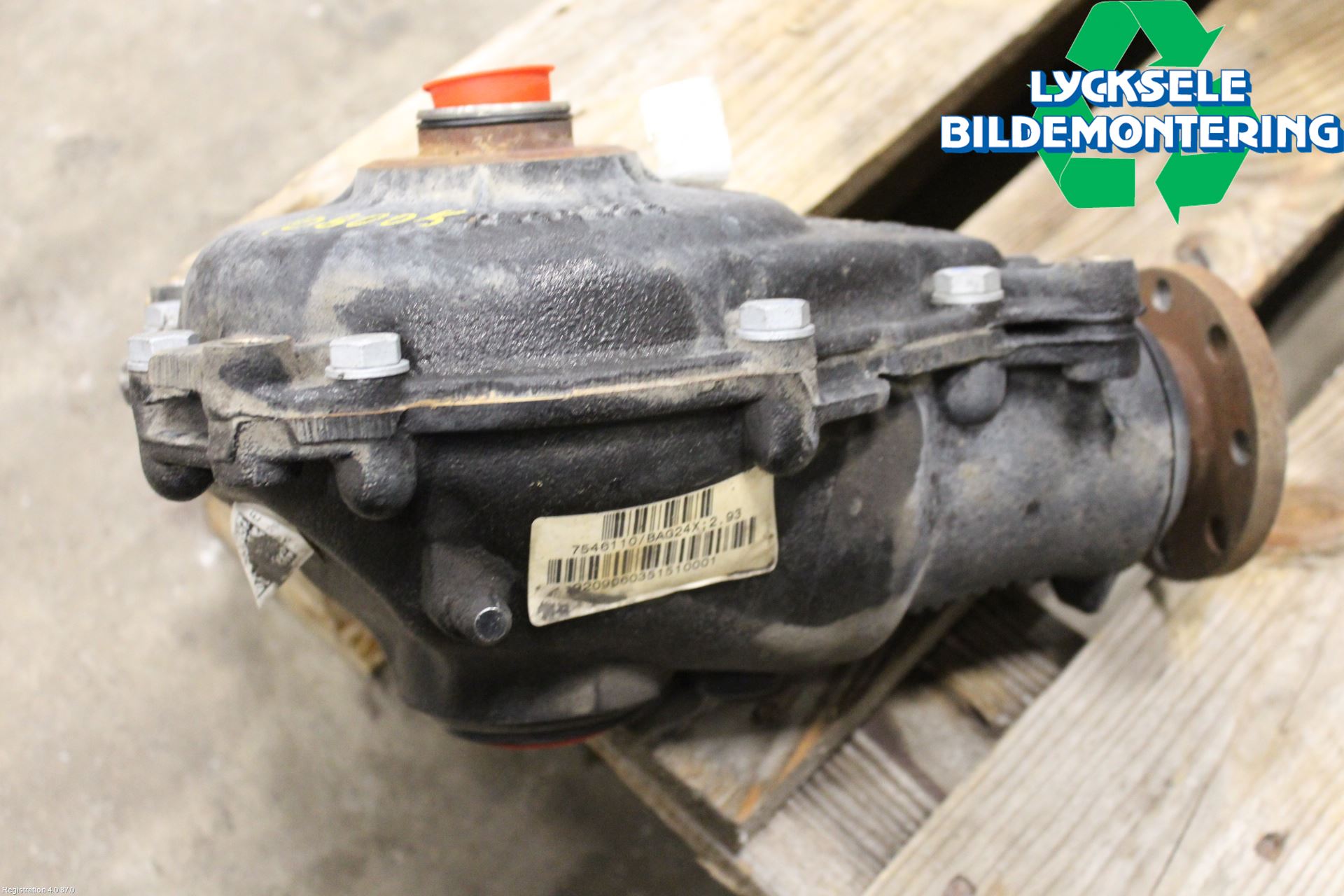 BMW X3 E83     03-10 Framvagn Diffrential