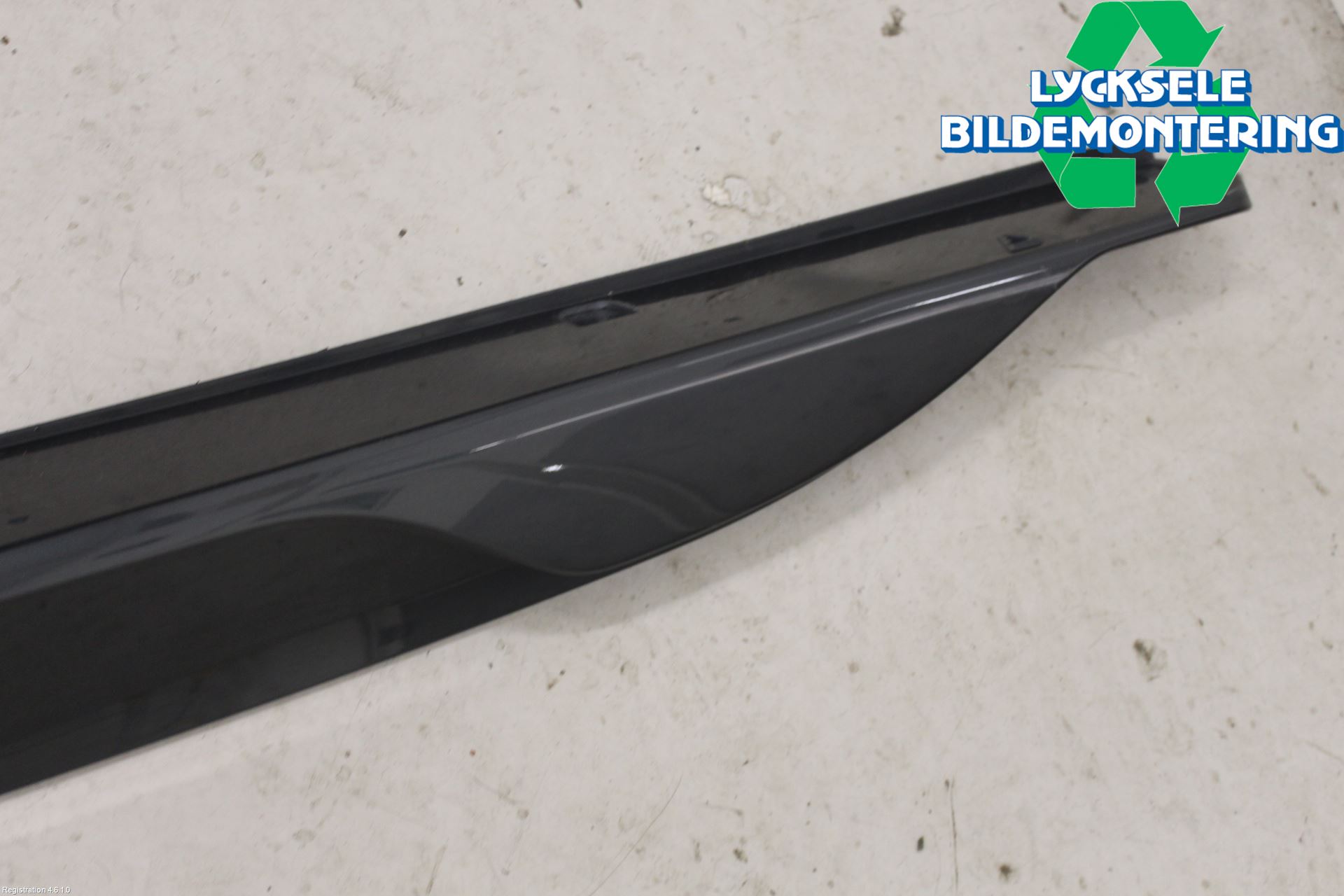 Cupra BORN 22- Sidokjol Hö