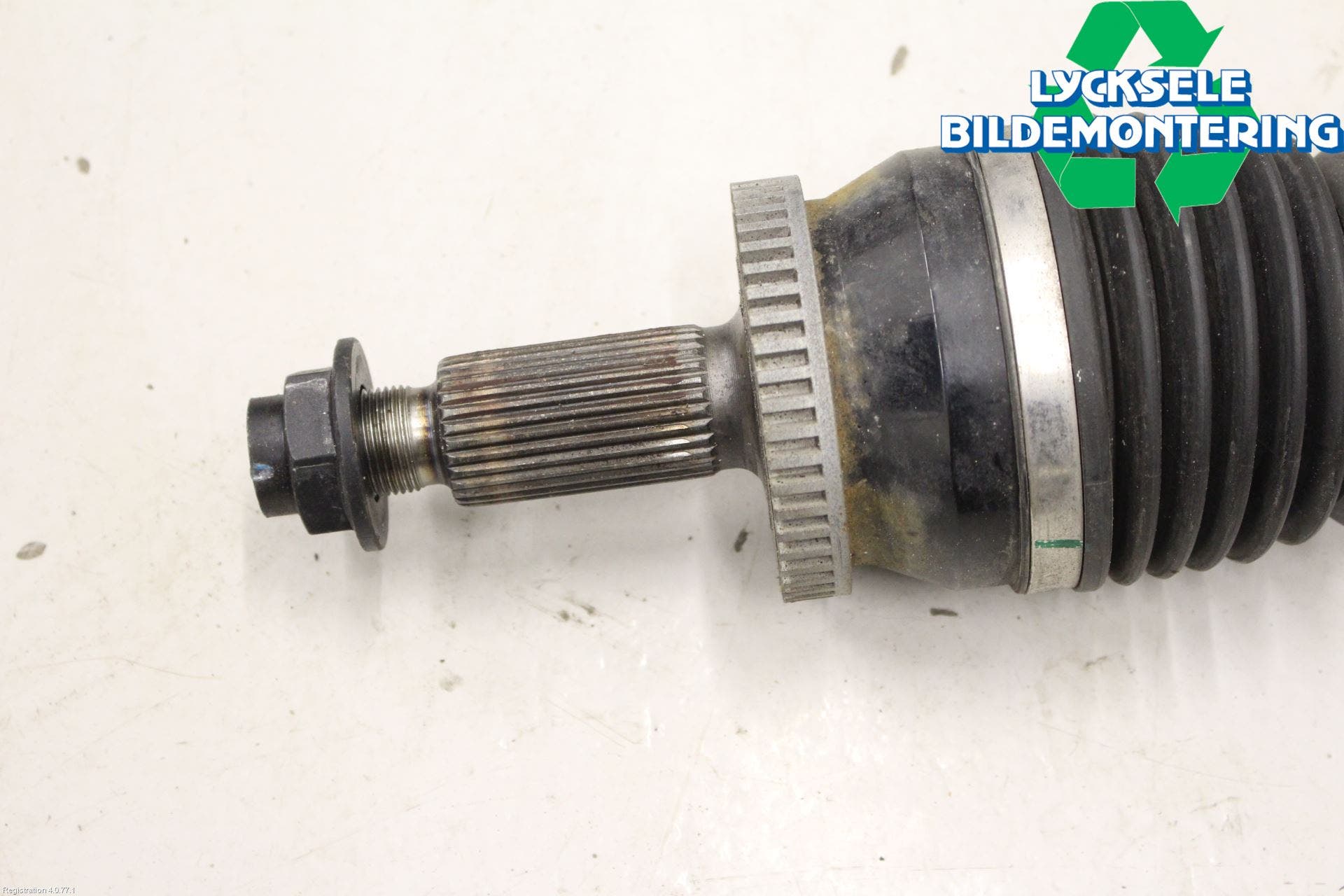 Kia OPTIMA 16-20 Drivaxel Fram Höger