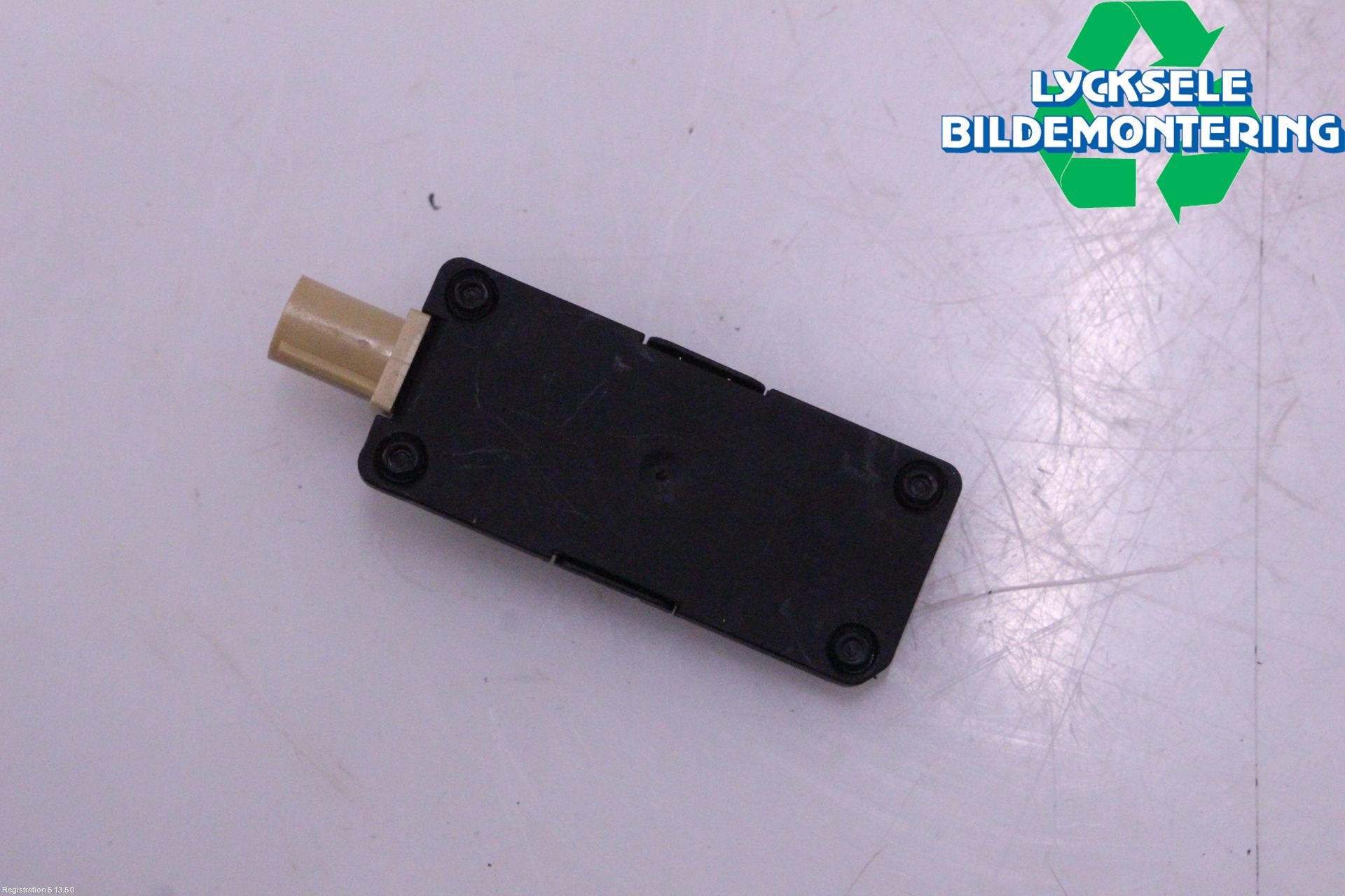 Volkswagen VW TOUAREG CR 18- Antenn El