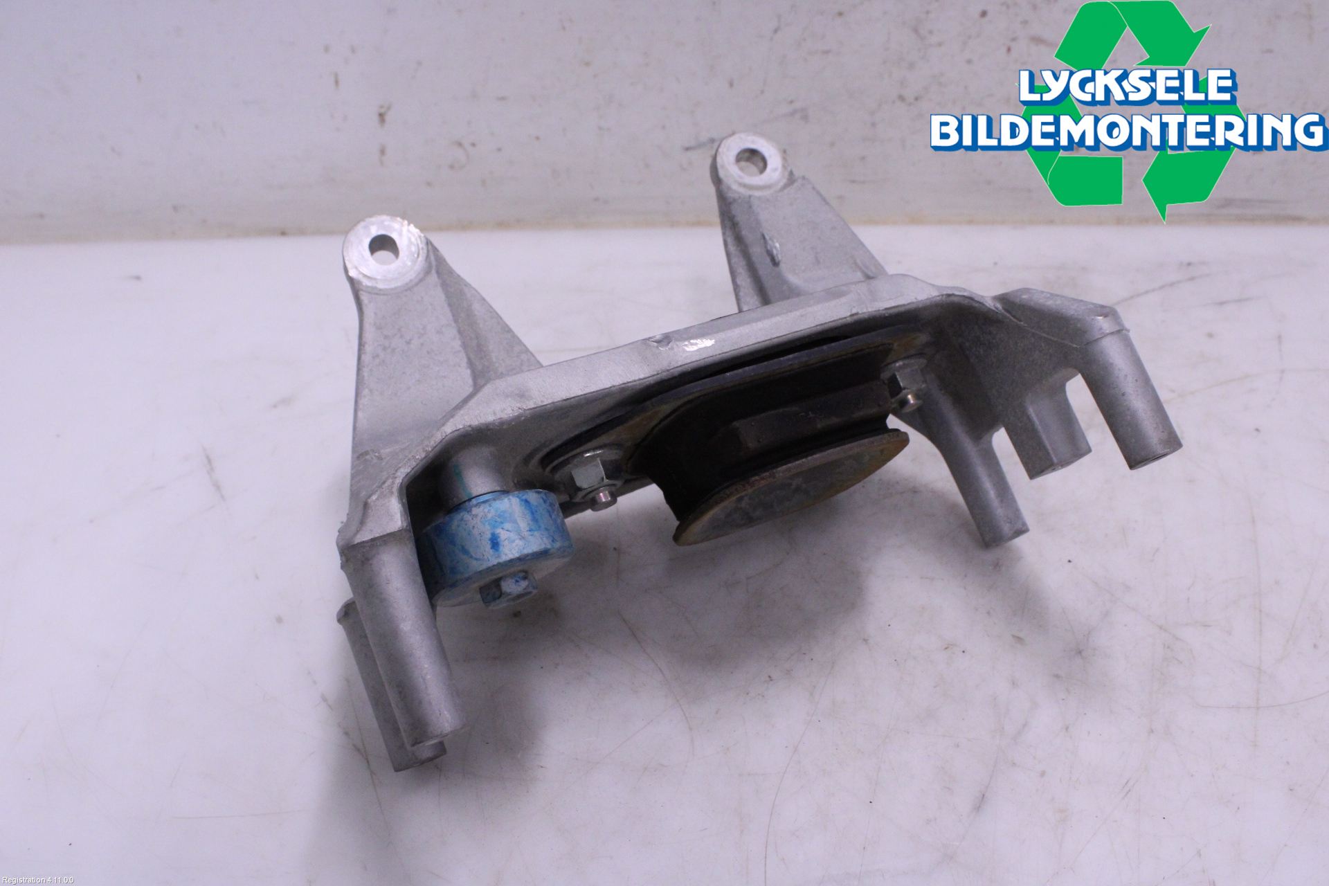 Nissan QASHQAI 21- Motorfäste