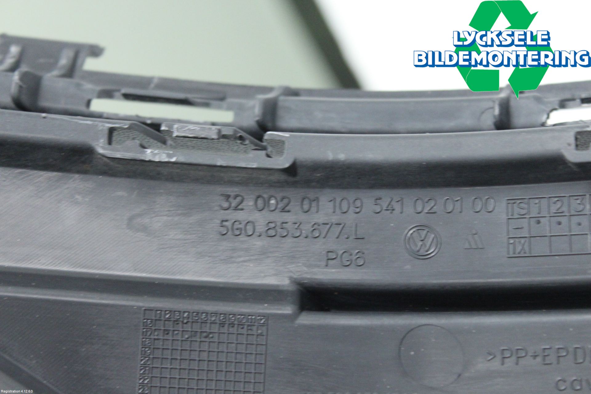 Volkswagen VW GOLF / E-GOLF VII 13-20 Grill-Galler