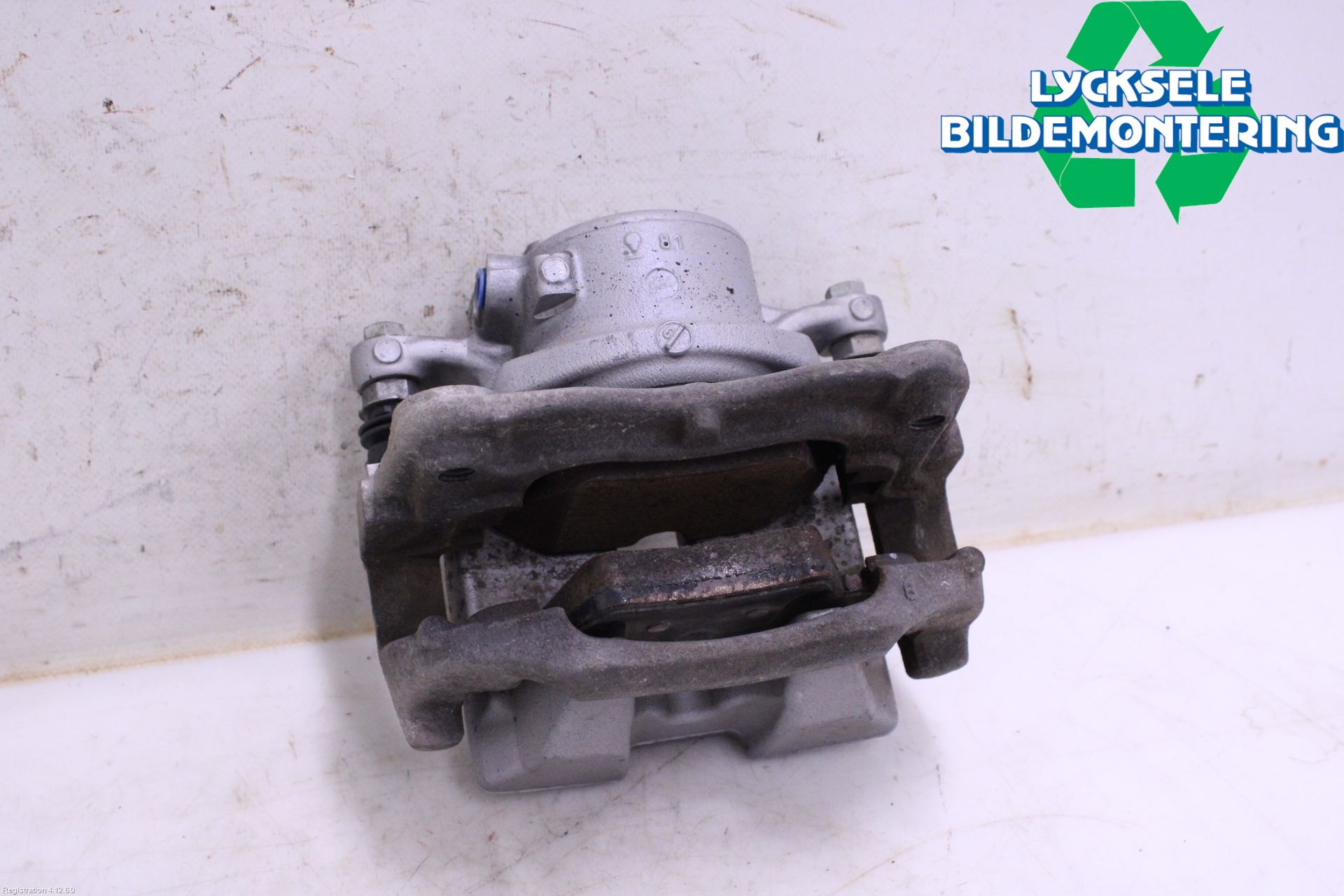 BMW 3 G20/G21/G80/G81 19- Bromsok Fram Höger