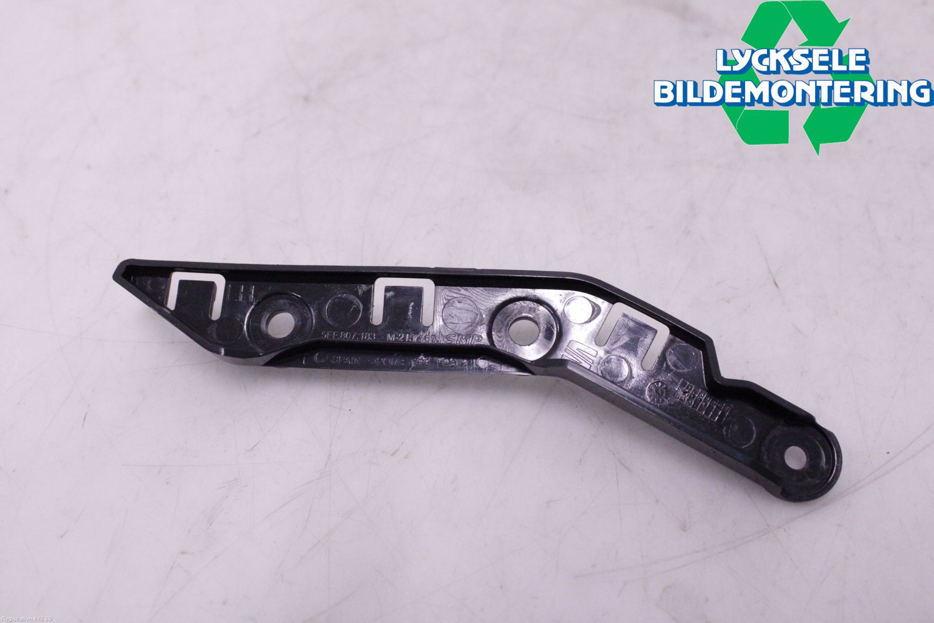 Cupra FORMENTOR 21- Stötfångarfäste Fram Vä