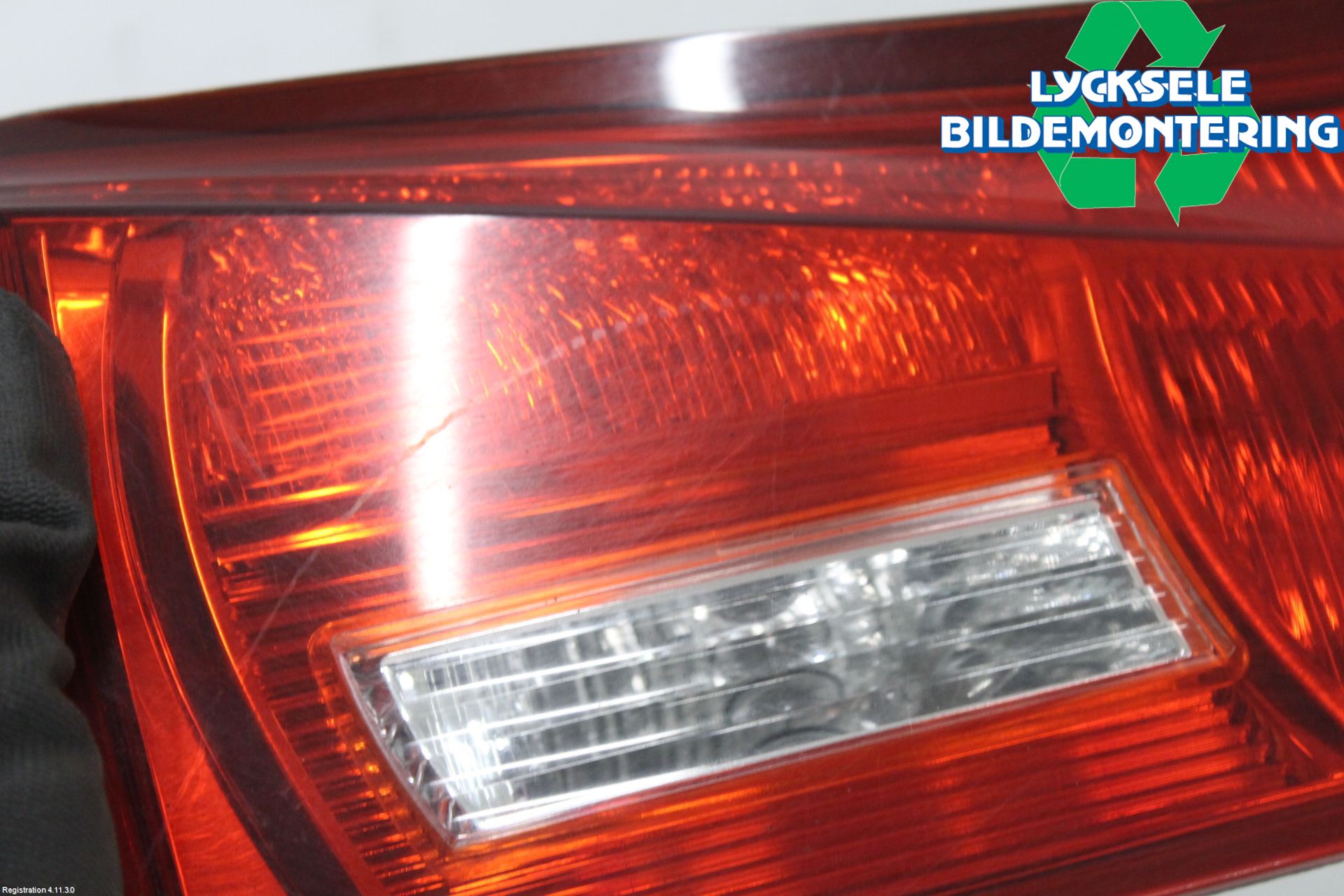 Lexus IS 220d/250/350 06-13 Bakljus Lucka Vä