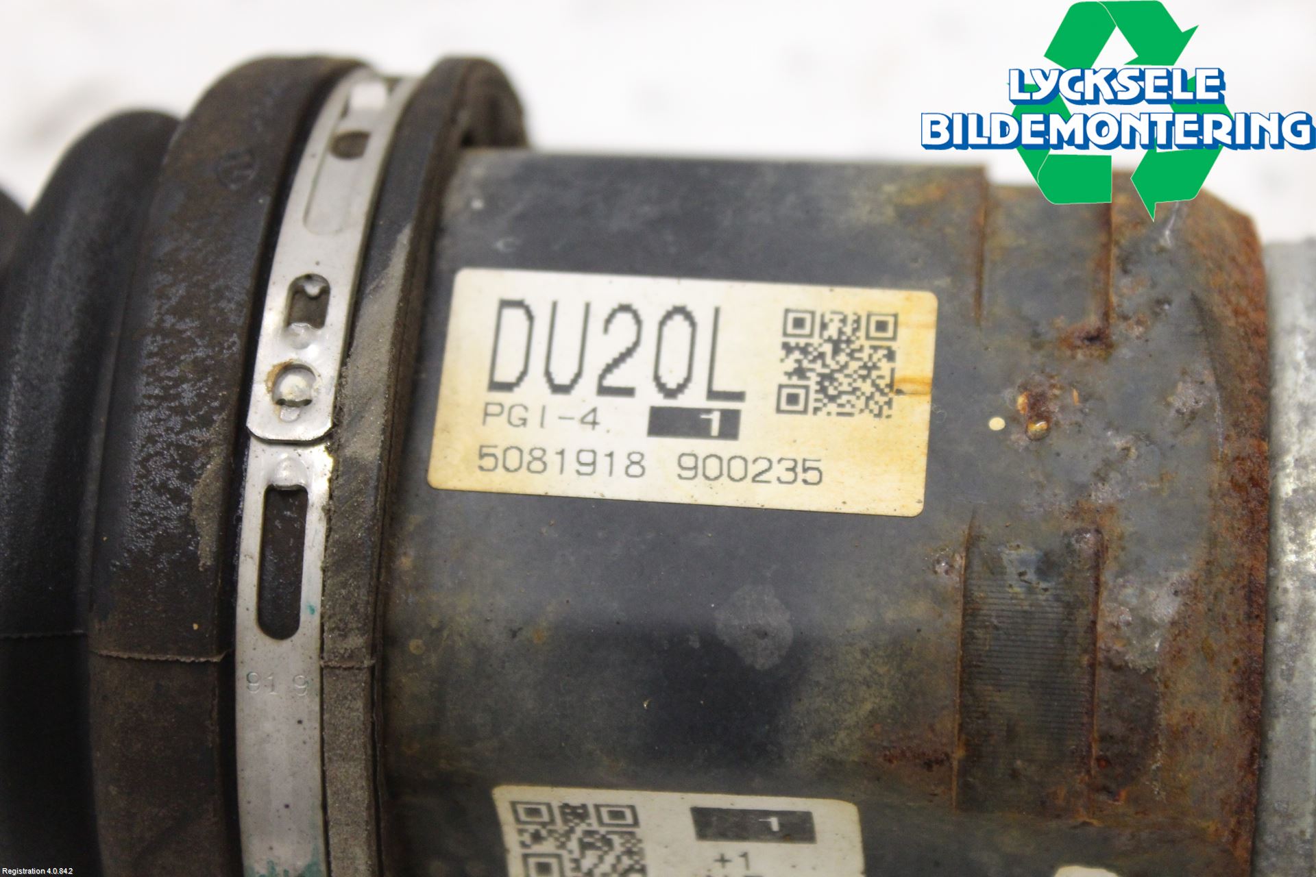 Toyota RAV4 13-18 Drivaxel Fram Vänster