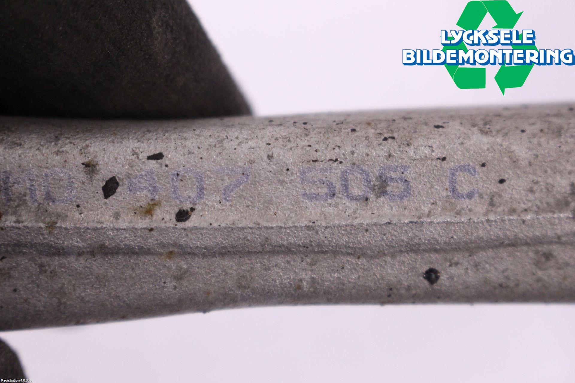 Audi A6 F2/C8 19- Bärarm Fram Övre Vä