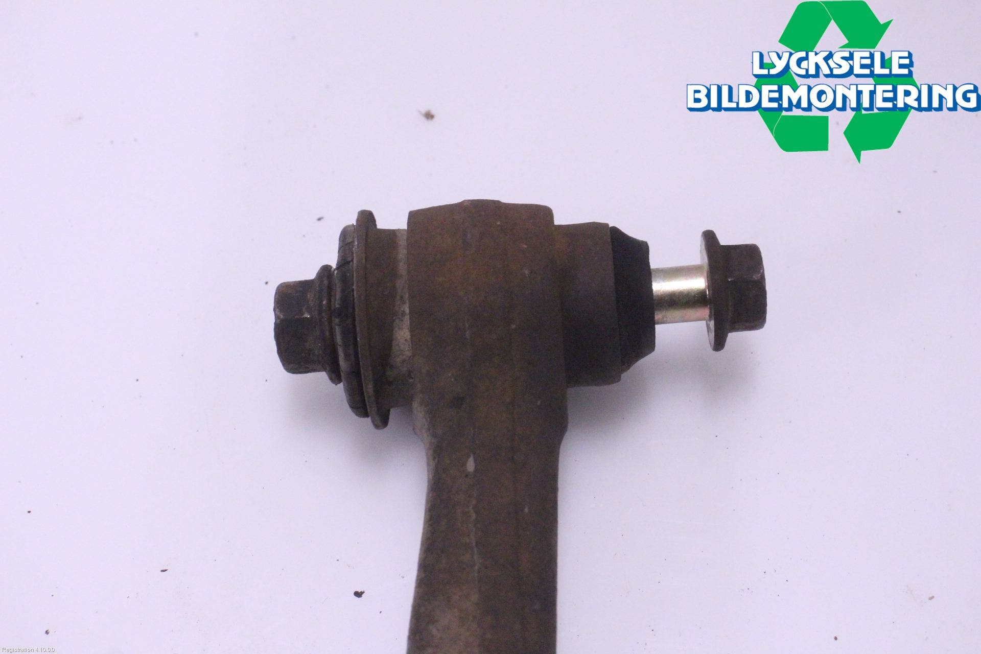 Volvo 740 88-92 Bärarm Fram Undre Vä