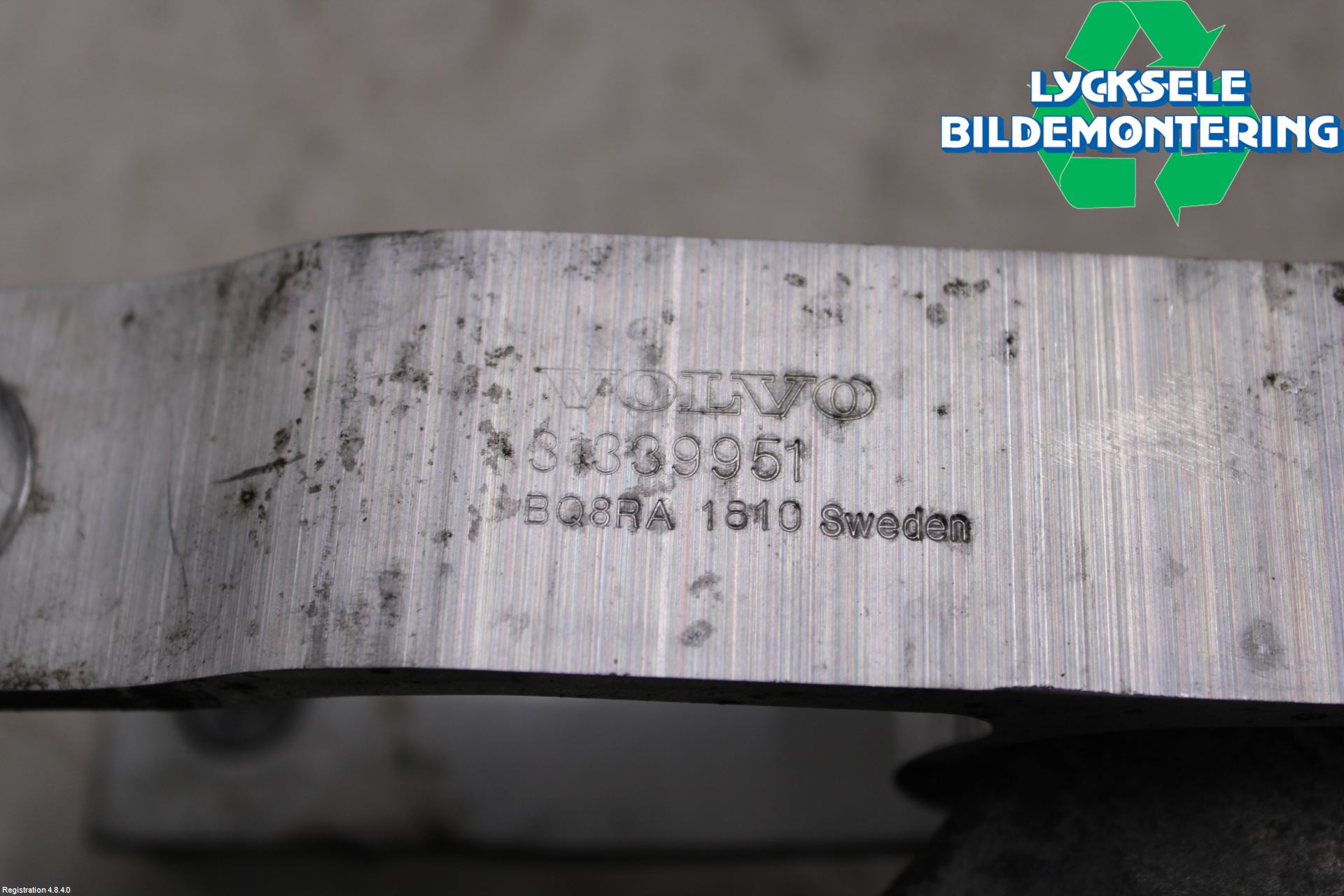 Volvo V60 19- Motorfäste