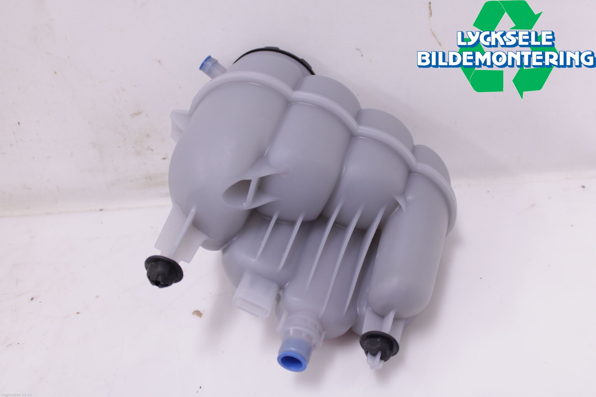 Audi A4/S4 B9 20- Expansionstank