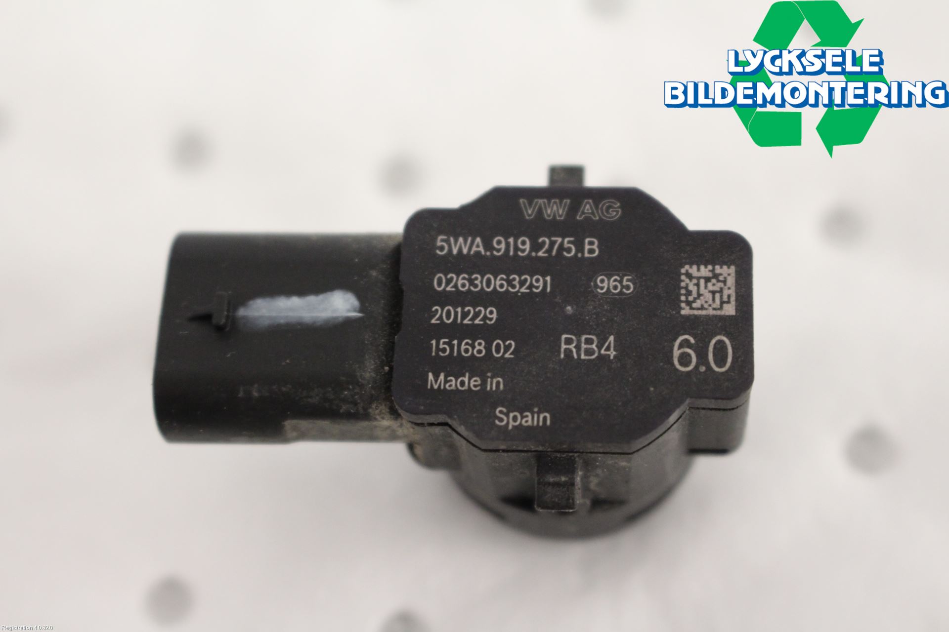 Audi A3/S3 8Y 21- Parkeringshjälp Backsensor