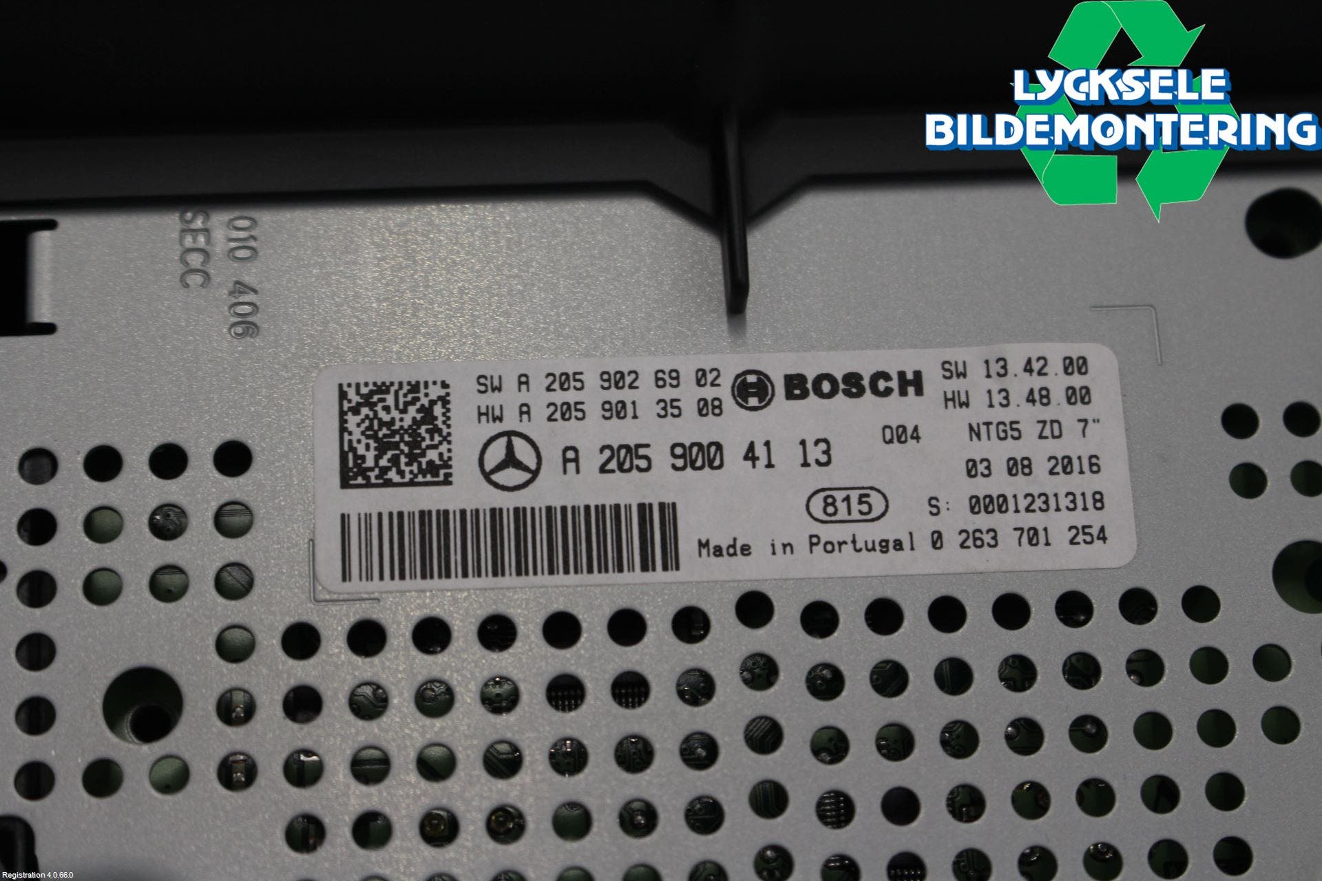 Mercedes-Benz MB C-KLASS (W205) 14-21 Bildskärm