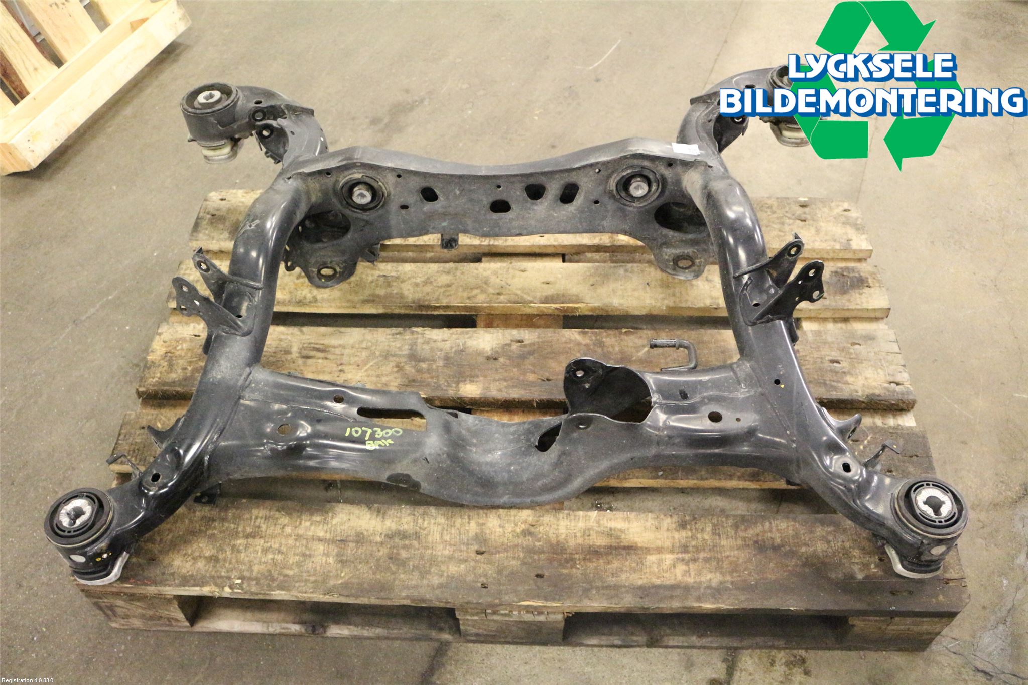 Audi A6 F2/C8 19- Bakaxelbalk