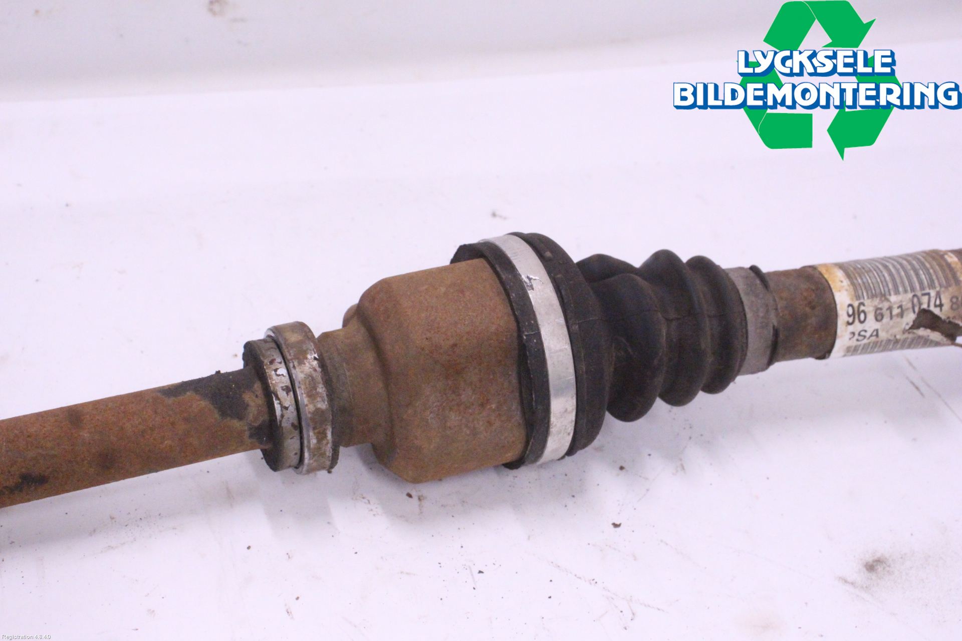 Peugeot 308 08-13 Drivaxel Fram Höger