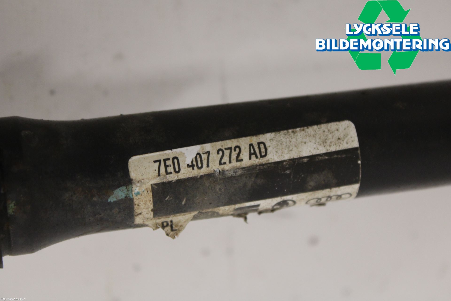 Volkswagen VW TRANSP/CARAVELLE (T5) 04-15 Drivaxel Fram Höger