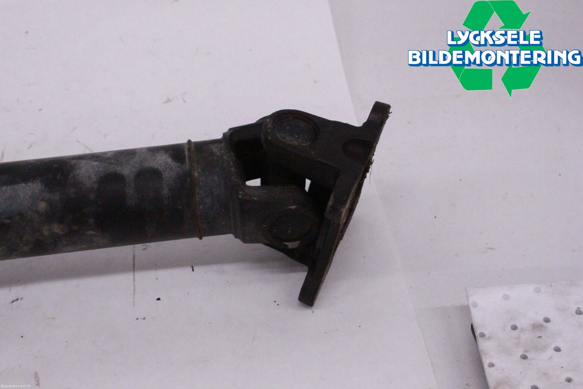 Dodge PICK UP RAM 81- Mellanaxel Främre 4Wd