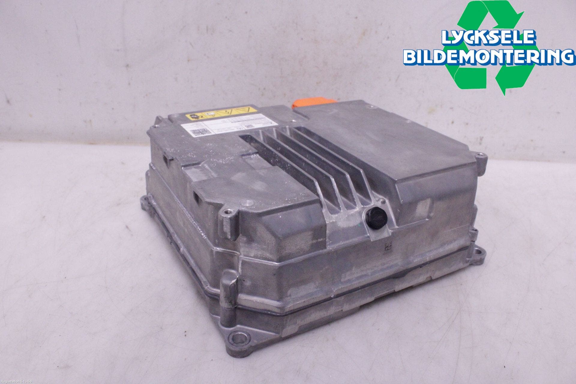 Mercedes-Benz MB C-KLASS (W206) 21- Batteriladdare Högspänning
