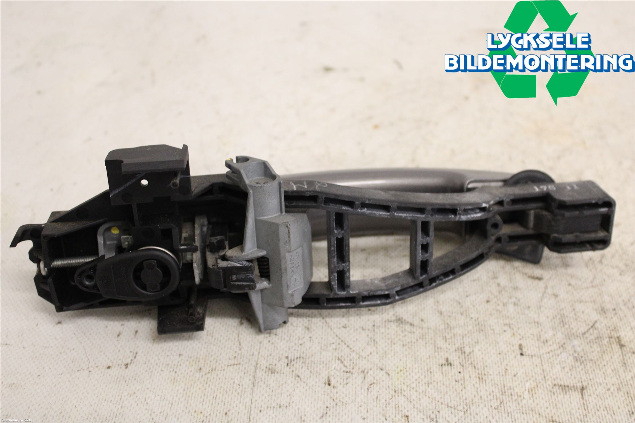 Ford KUGA 08-12 Dörrhandtag Yttre Vä