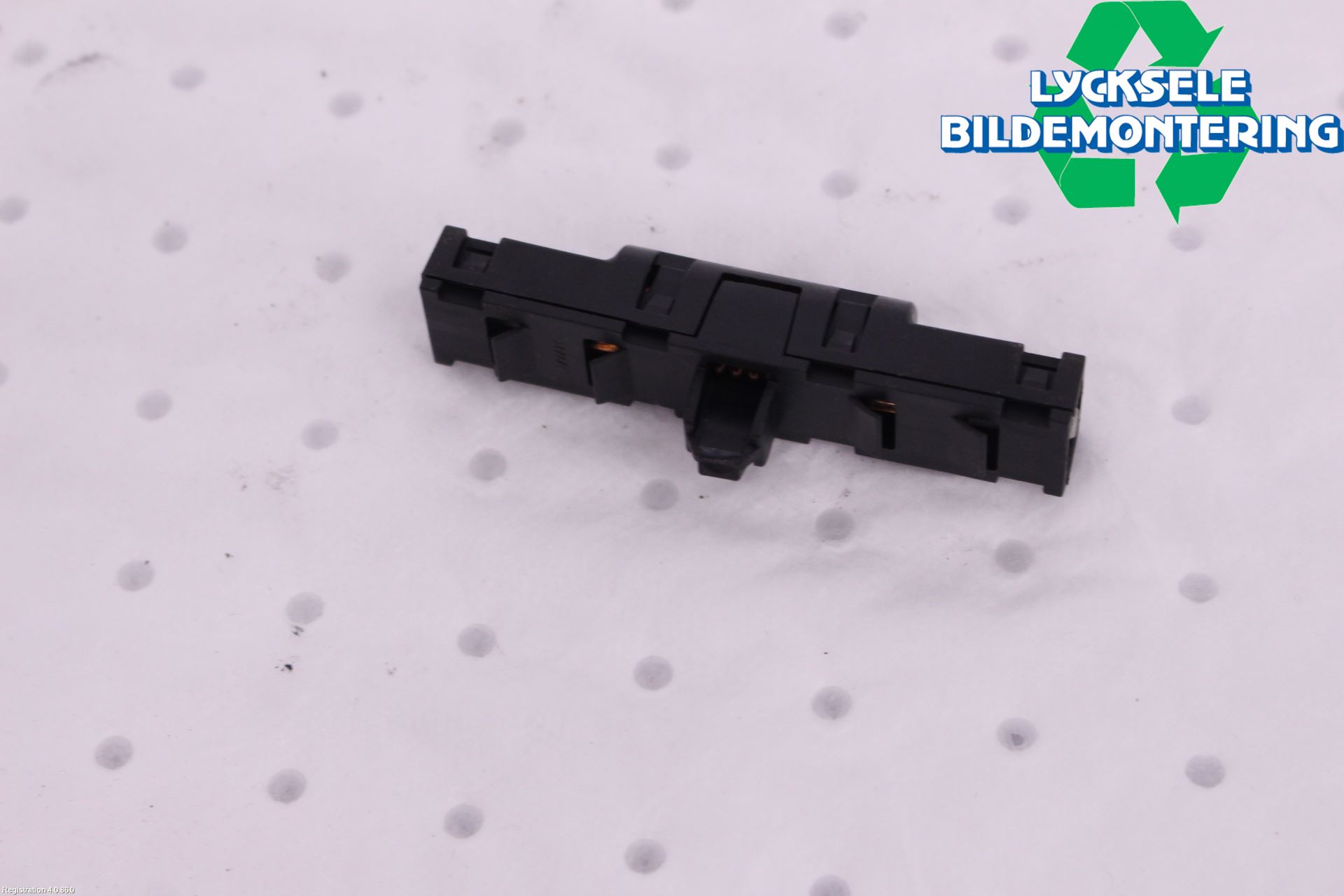 Volkswagen VW GOLF / E-GOLF VII 13-20 Antennförstärkare