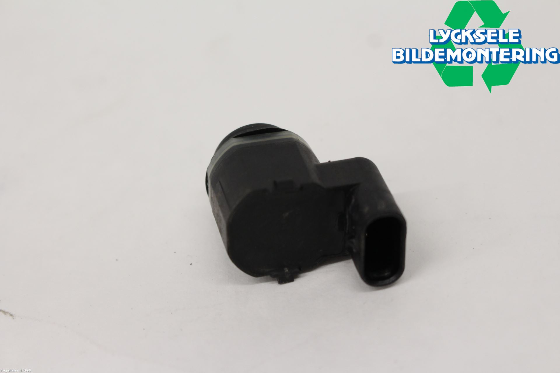 Audi A6 ALLROAD 12-18 Parkeringshjälp Frontsensor