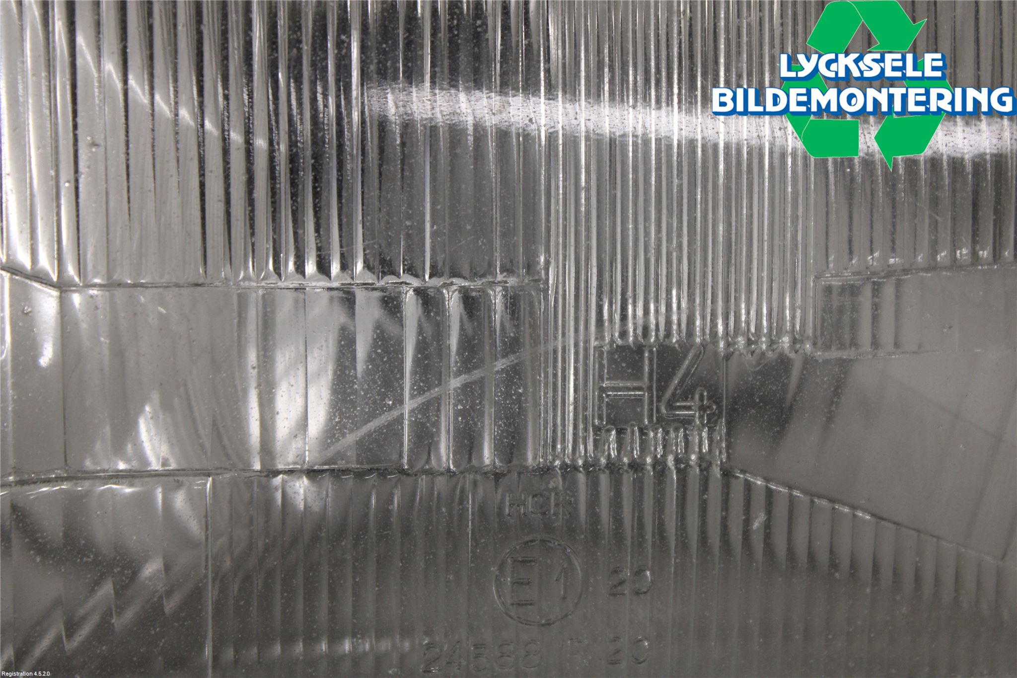 Volvo 740 84-87 Strålkastare Höger