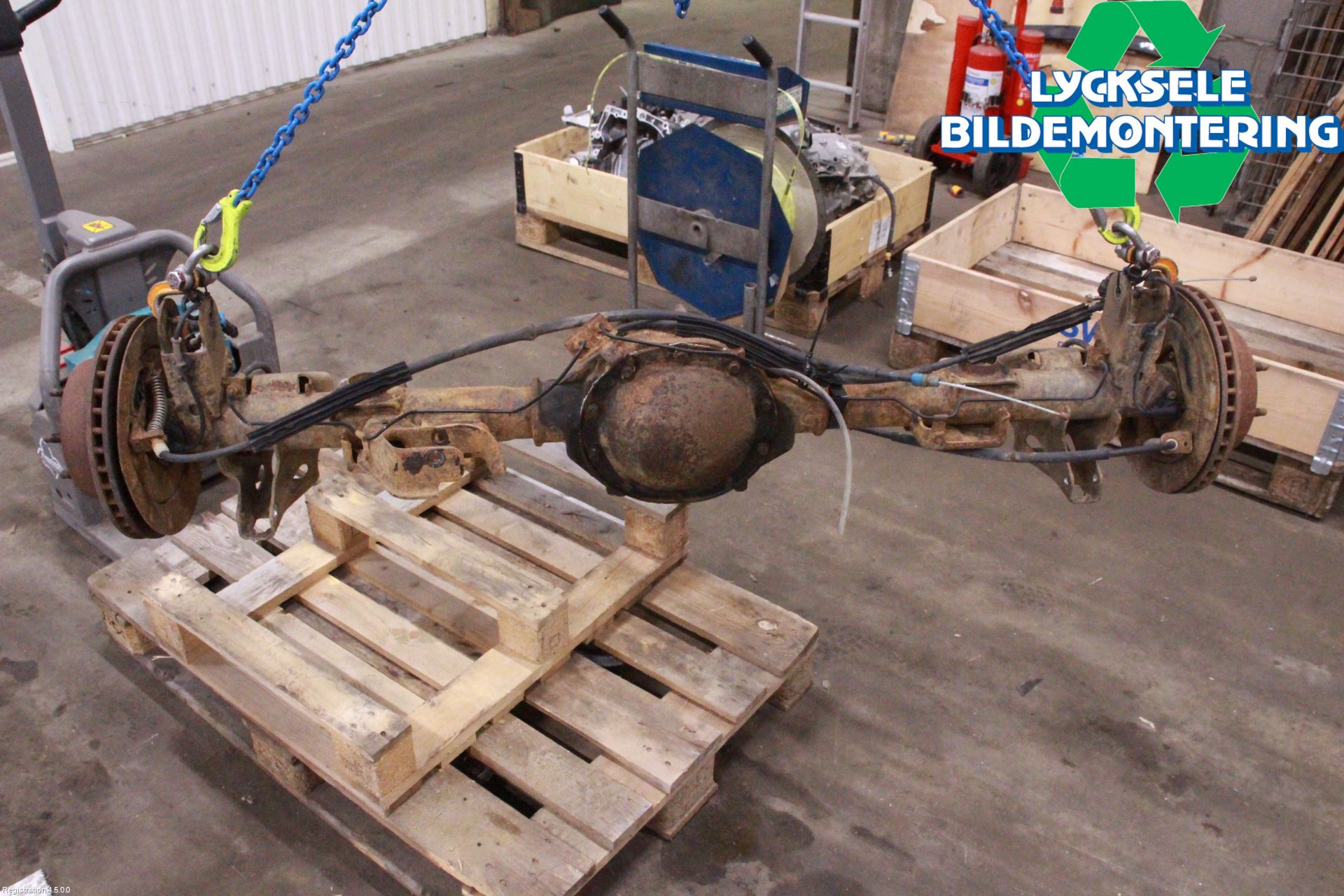 Chevrolet SUBURBAN Bakaxel