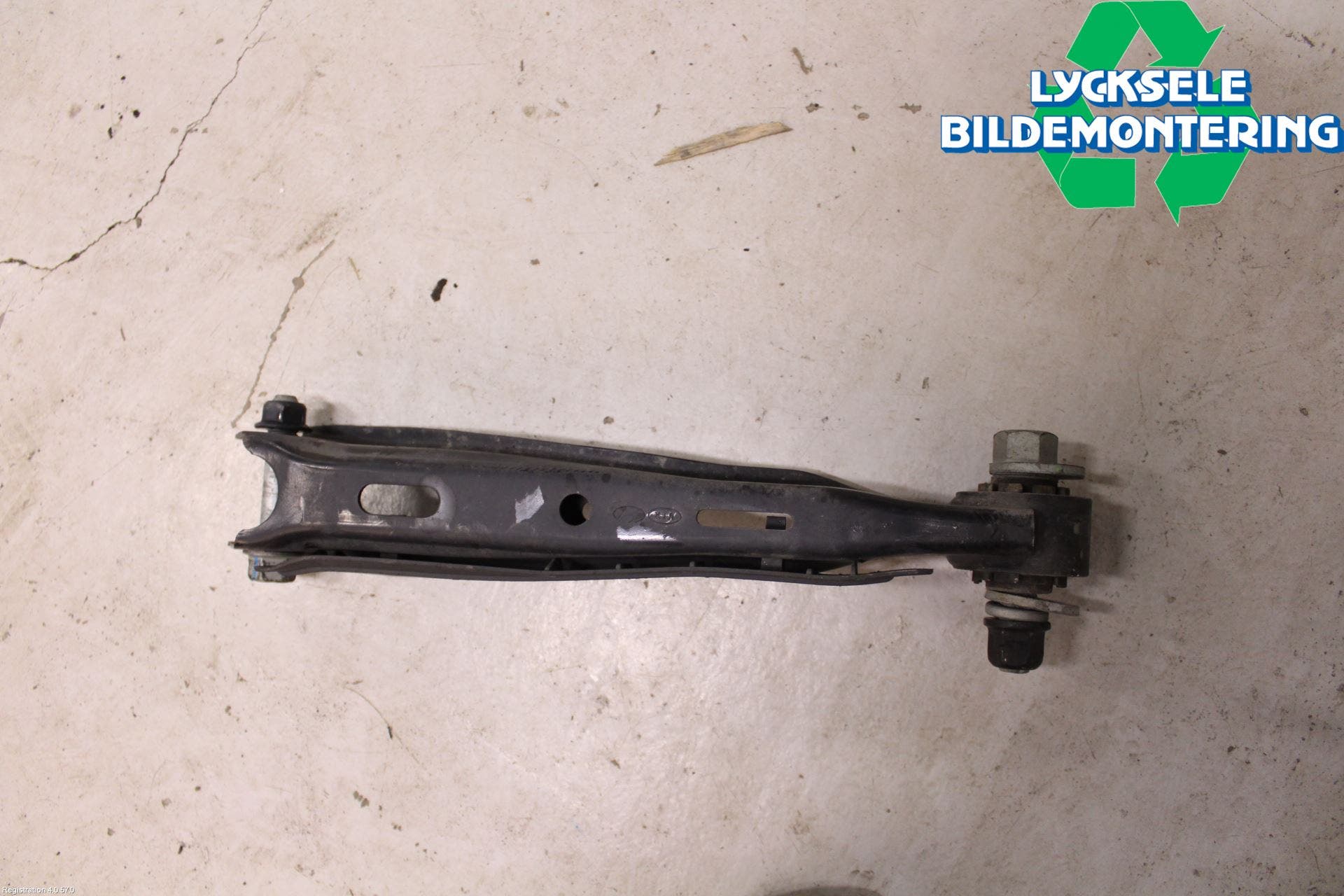 Kia OPTIMA 16-20 Bärarm Bak Vänster